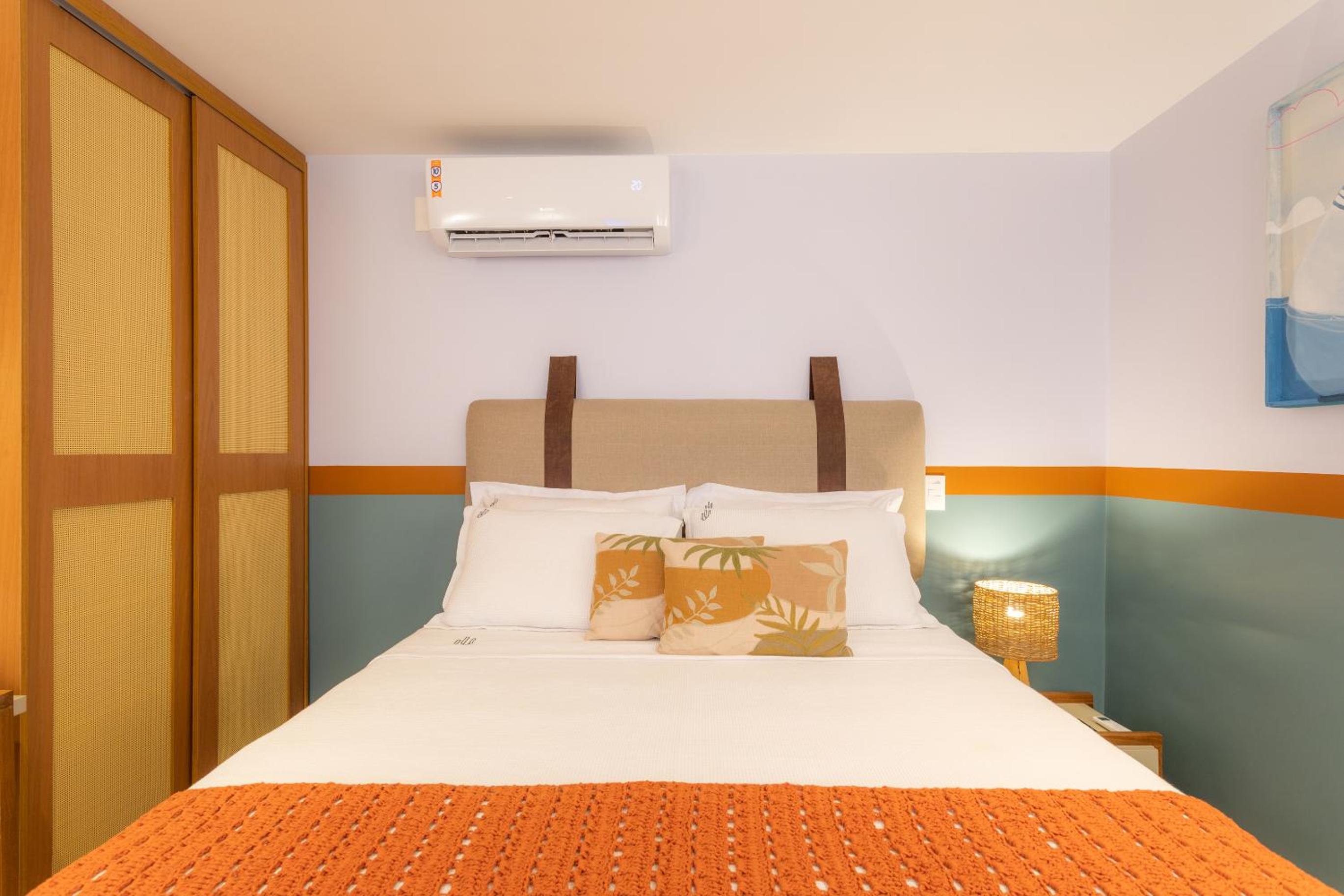 Loft com jacuzzi privativa frente mar do Bessa