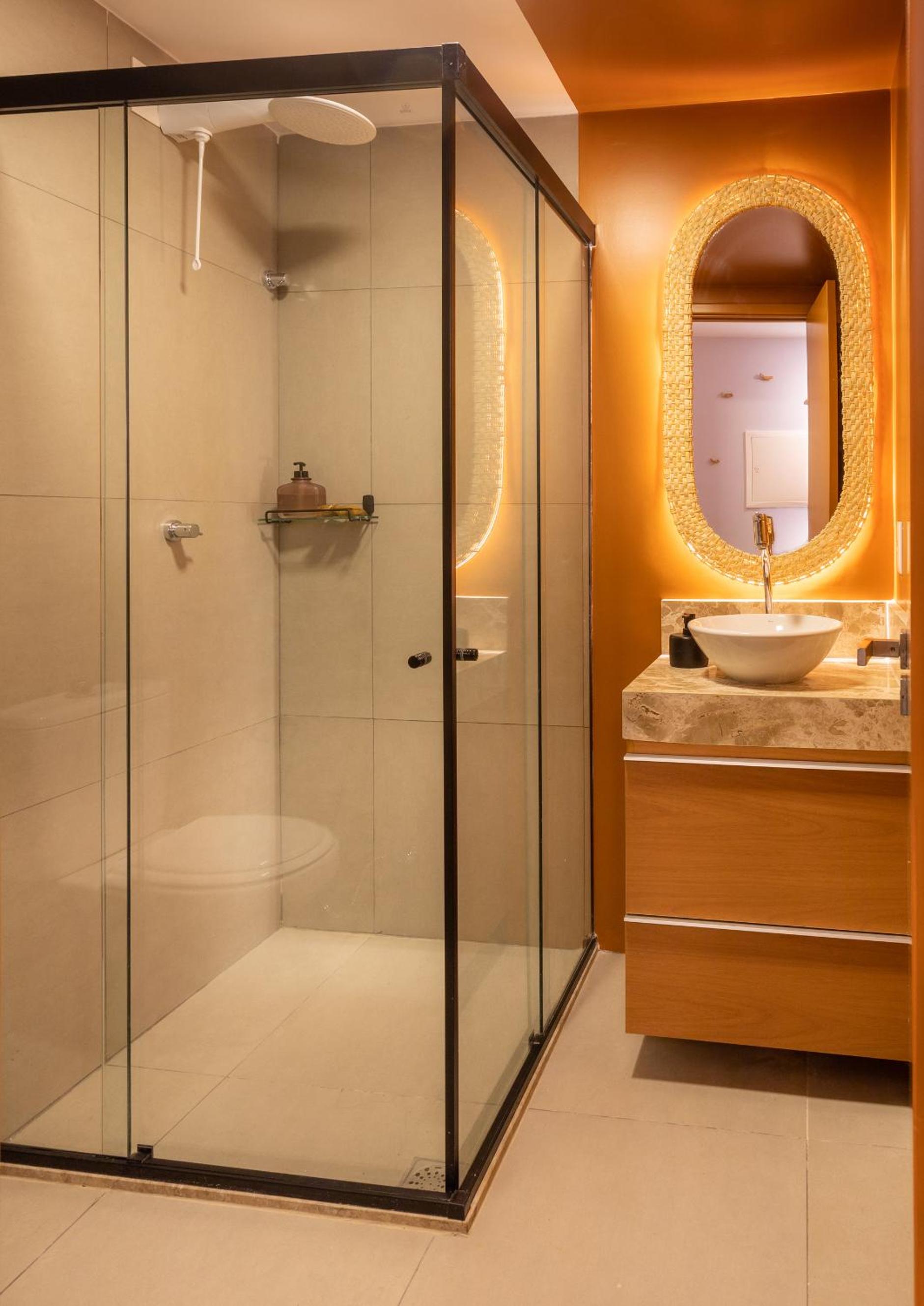 Loft com jacuzzi privativa frente mar do Bessa