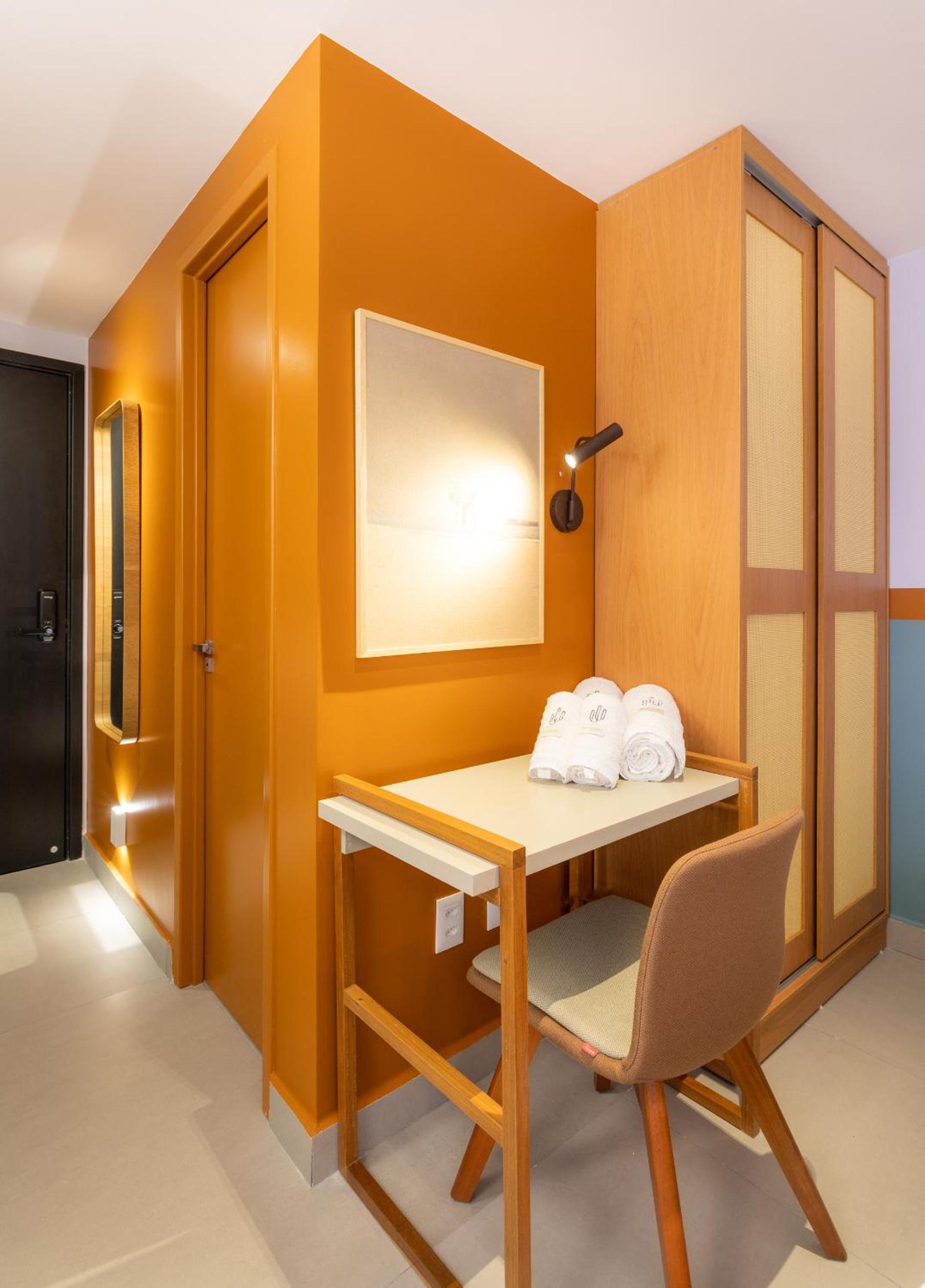 Loft com jacuzzi privativa frente mar do Bessa