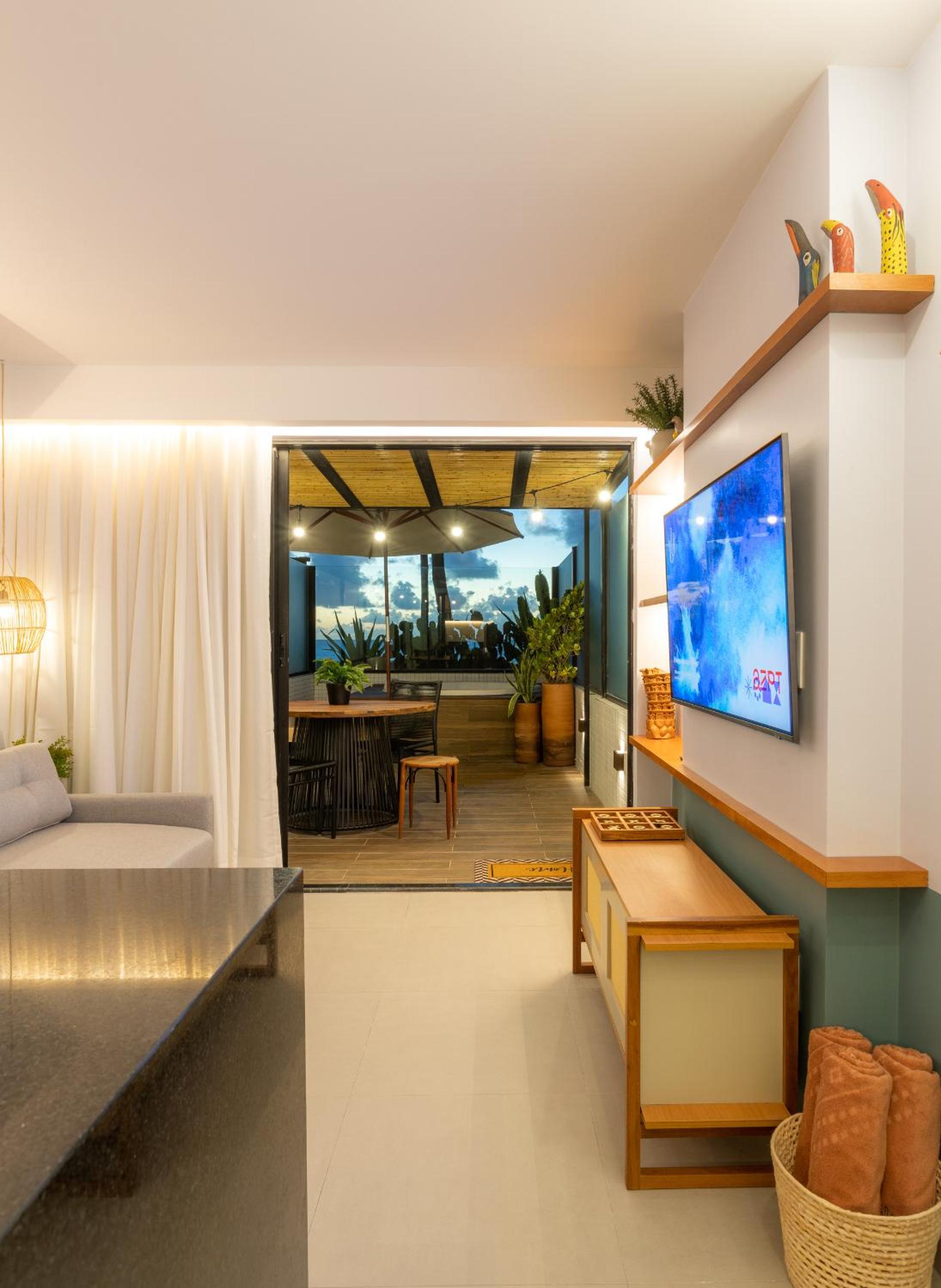 Loft com jacuzzi privativa frente mar do Bessa