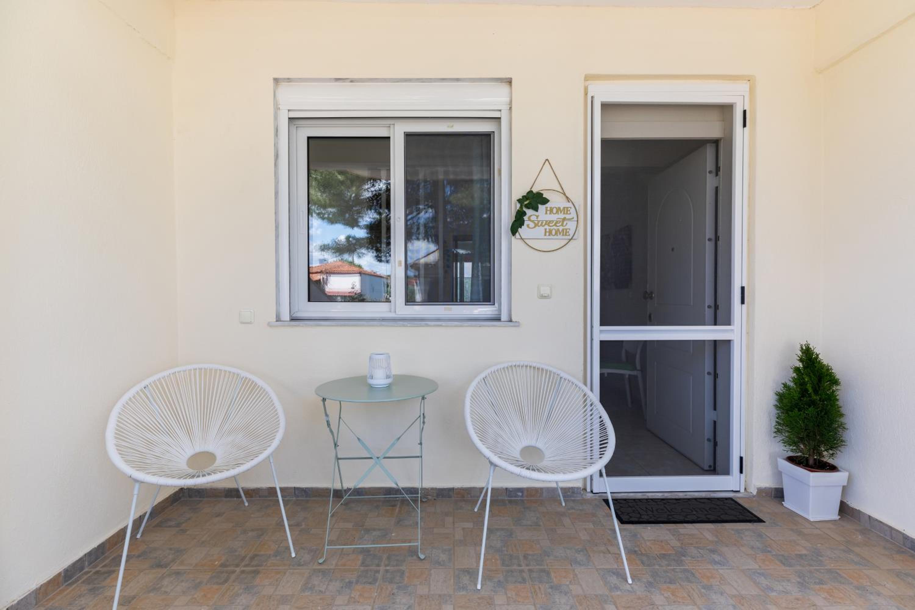 Alexandra's Maisonette. view 3