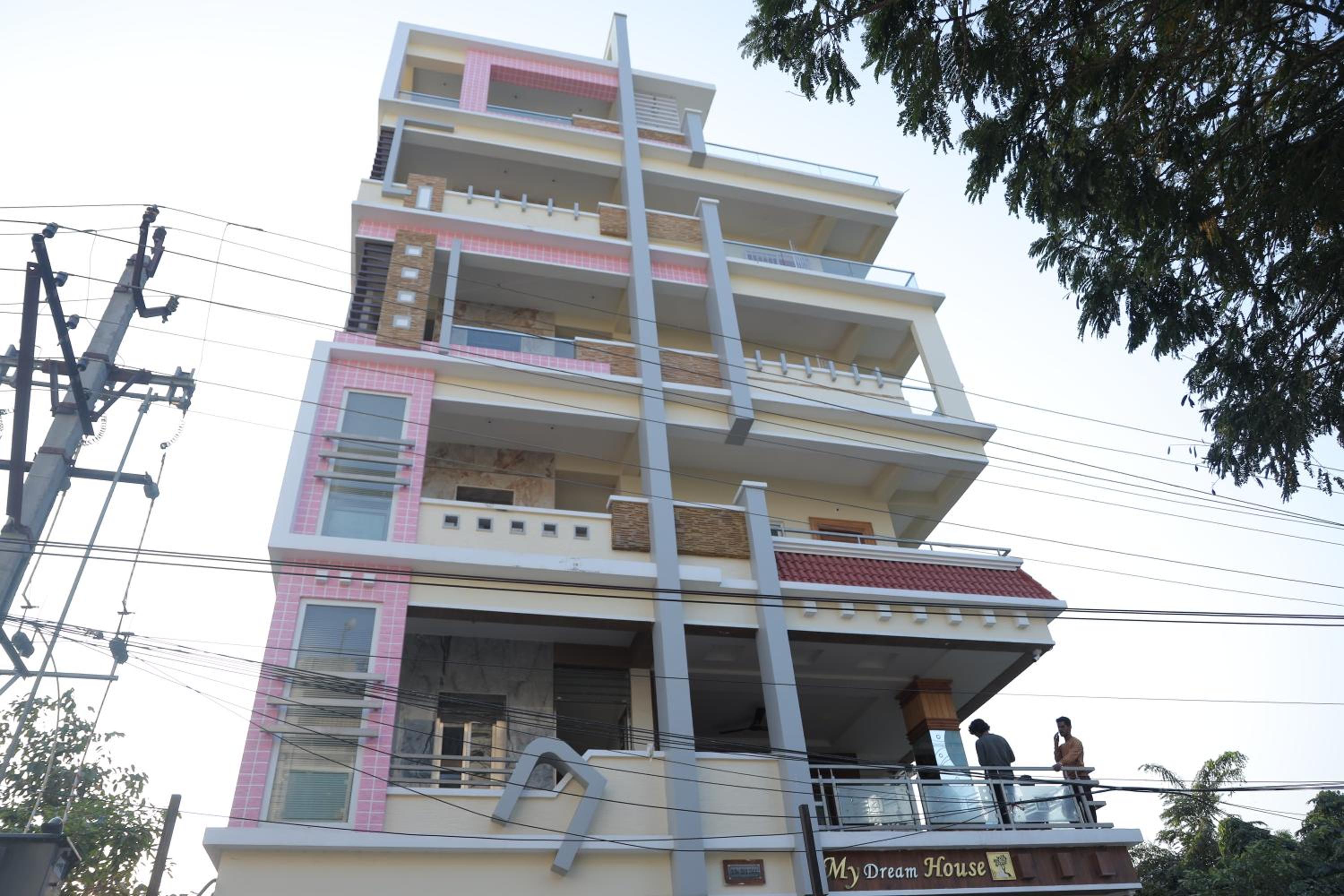SBHS Homestay - Neeladri - Mangalam Road view 2