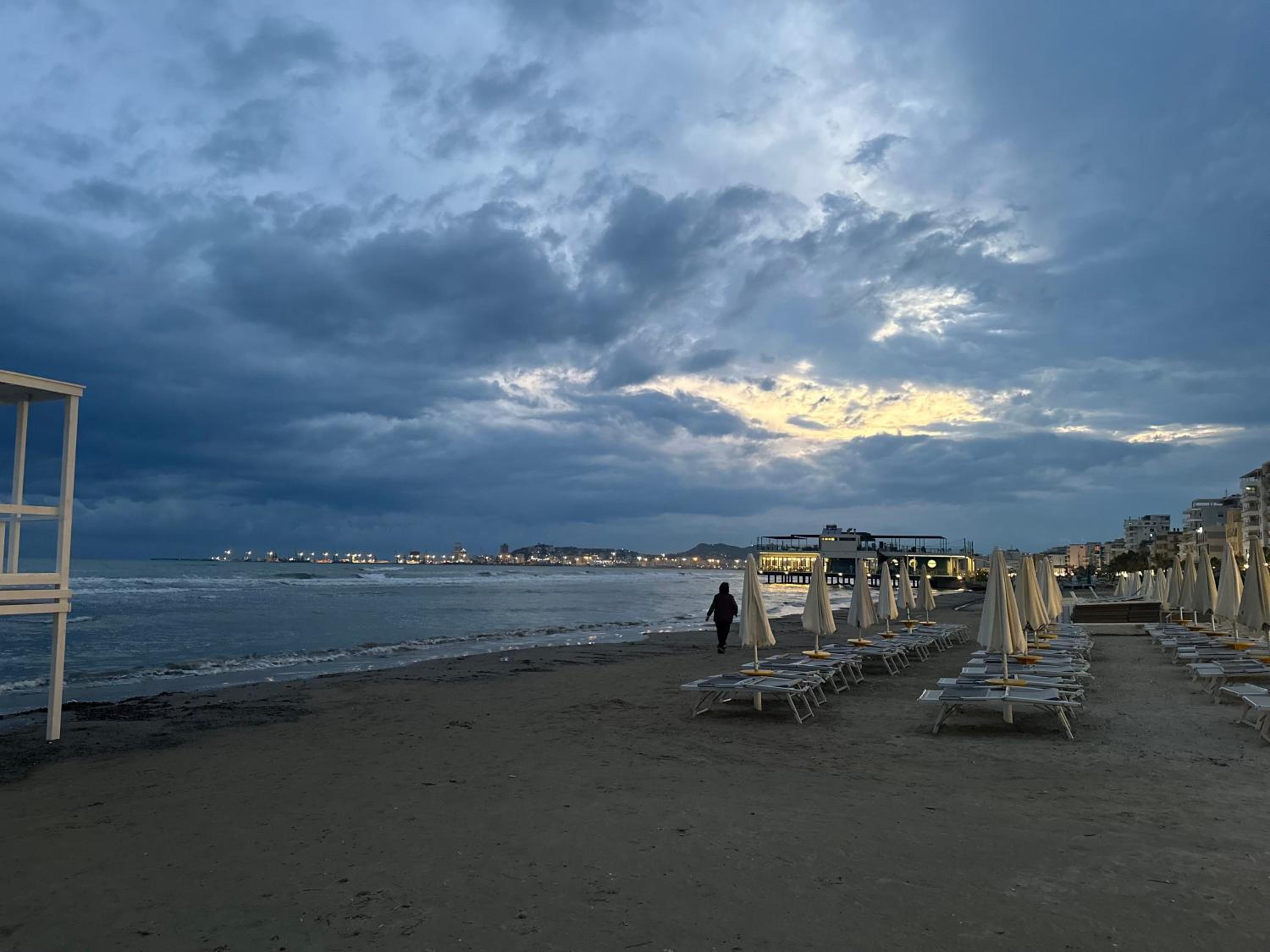 Durres Beach Apartments Toni