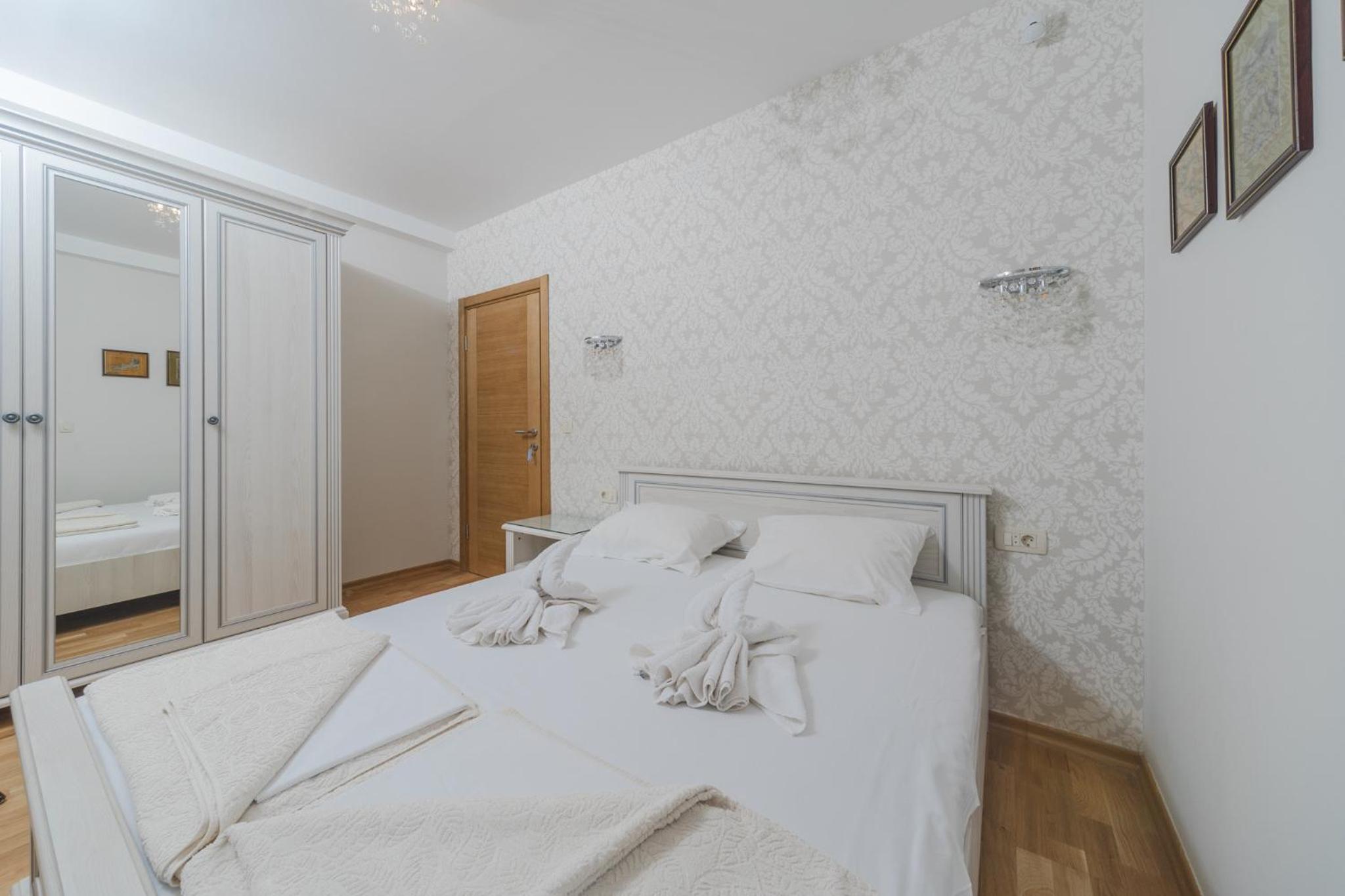 Markoni Apartments view 4