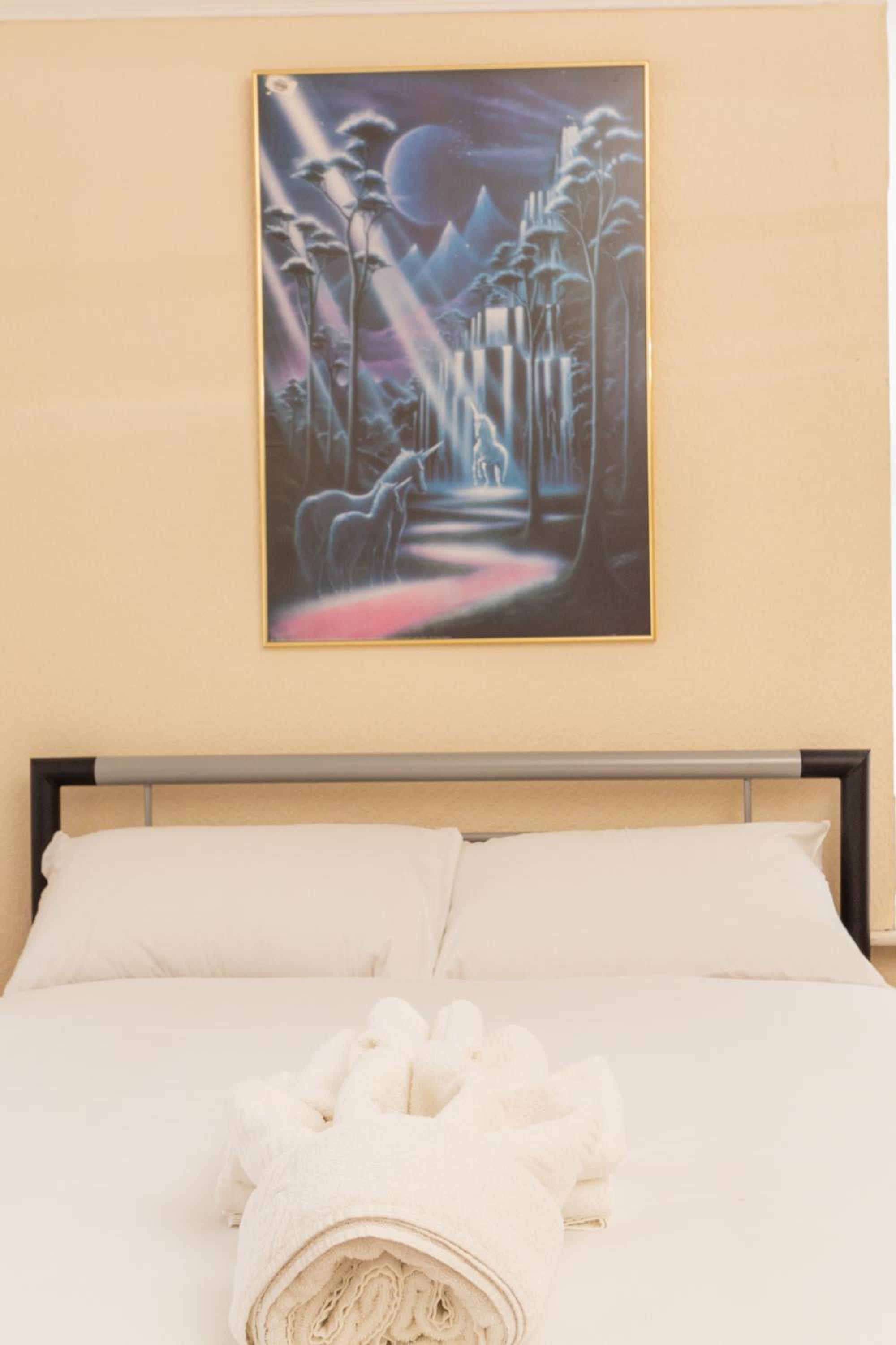Lovely Suite 1 - Private Room in Eccles view 4