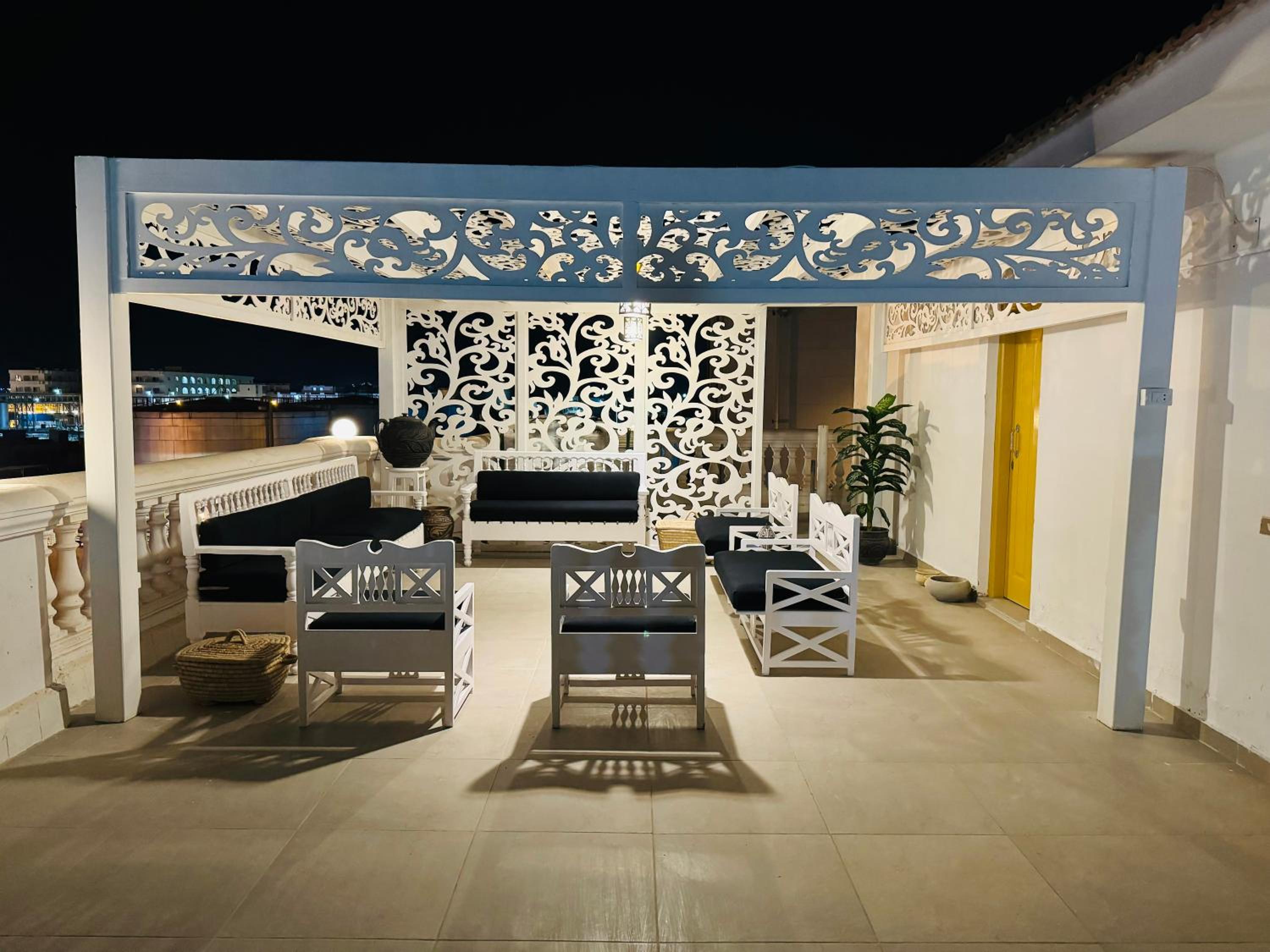 Sunnyside Villa