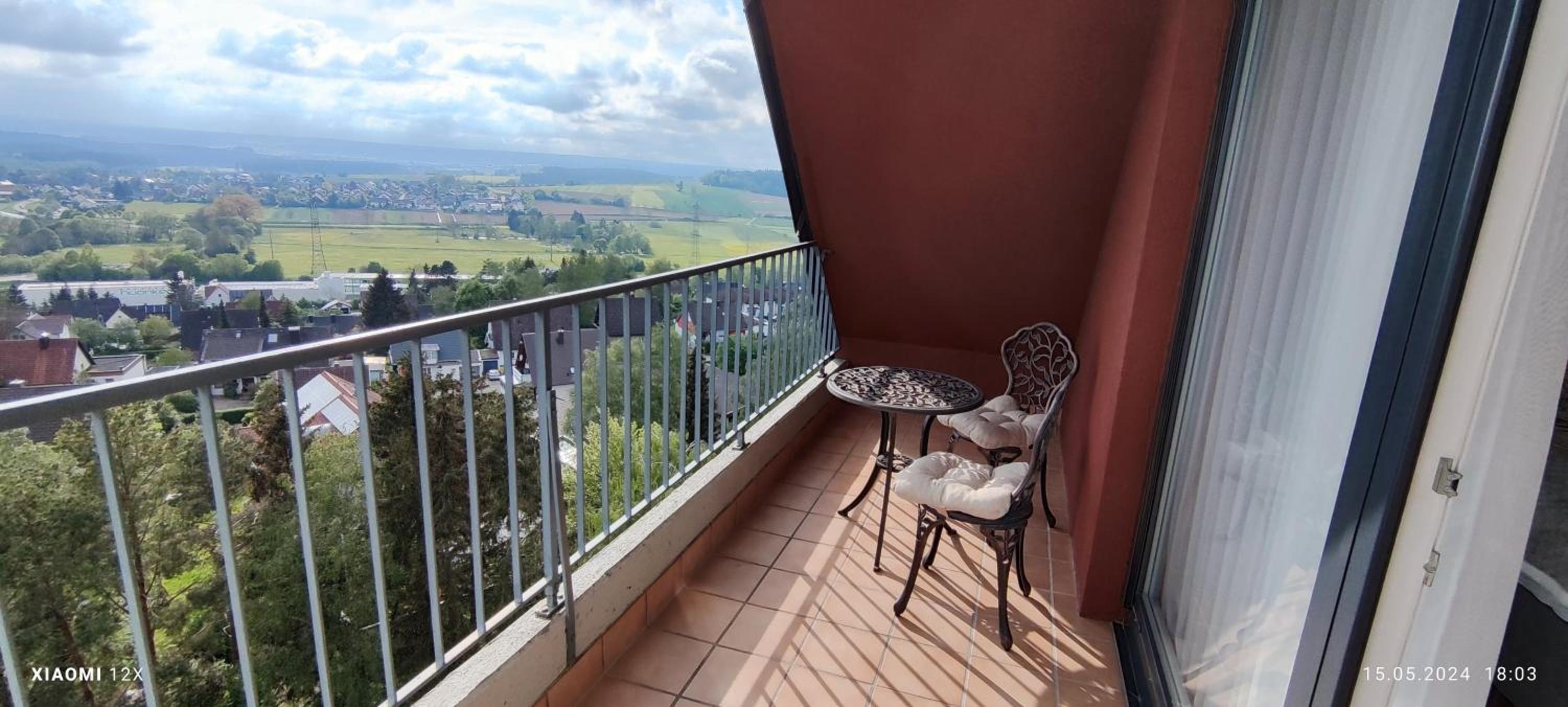 Schicke Ferien Wohnung mit tollem Ausblick in Schwarzwald.