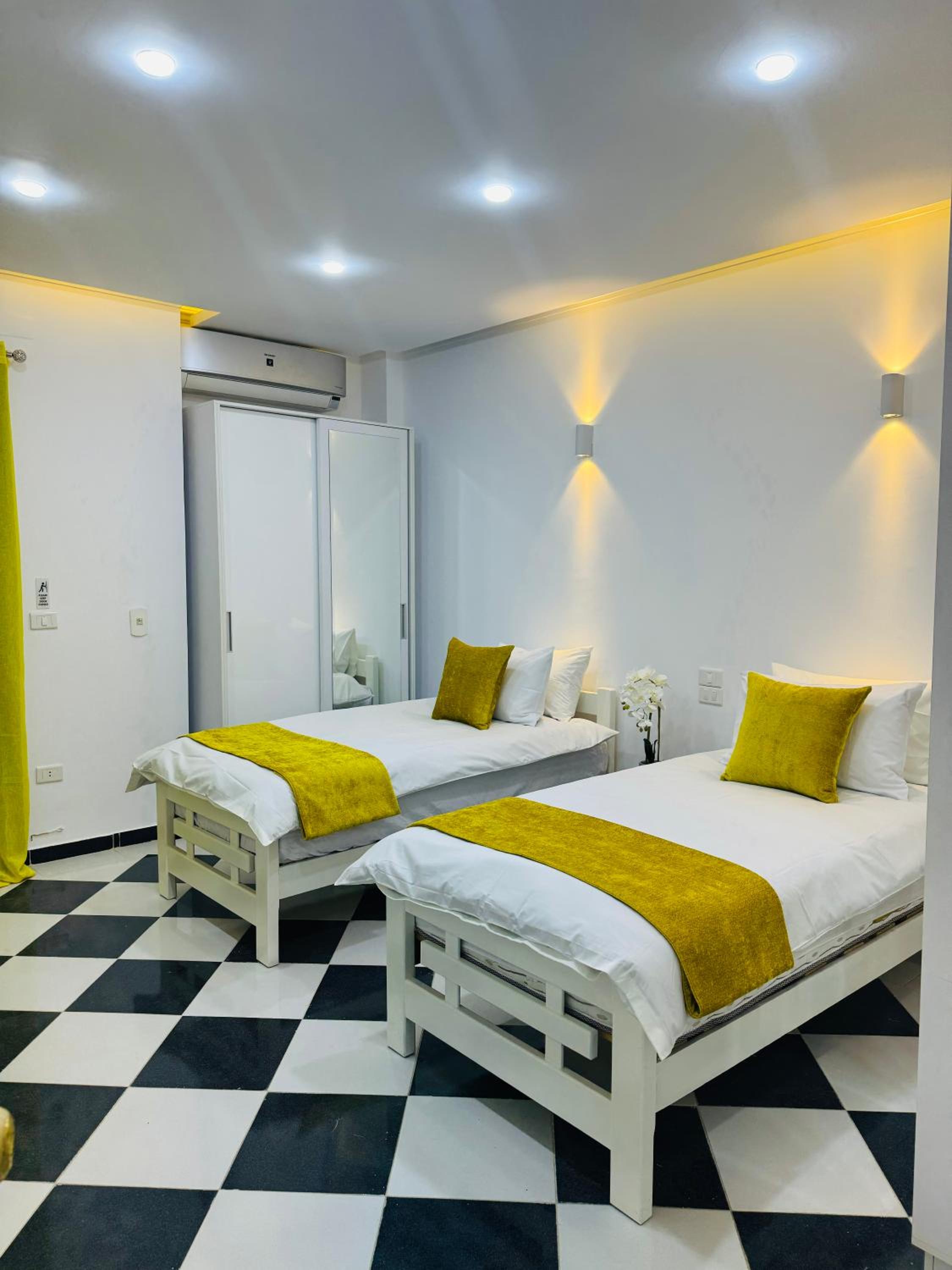 Sunnyside Villa