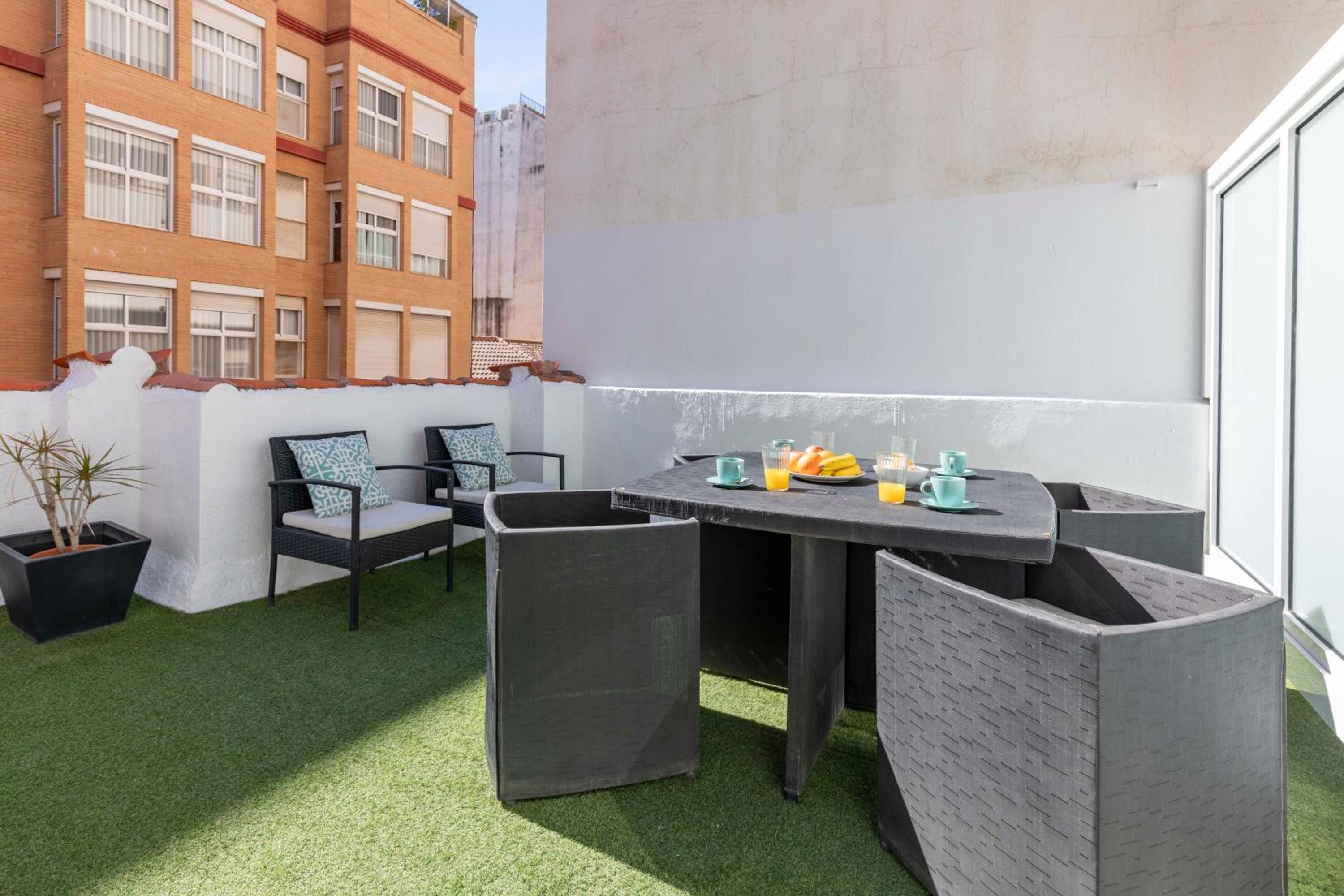 balance & terrace