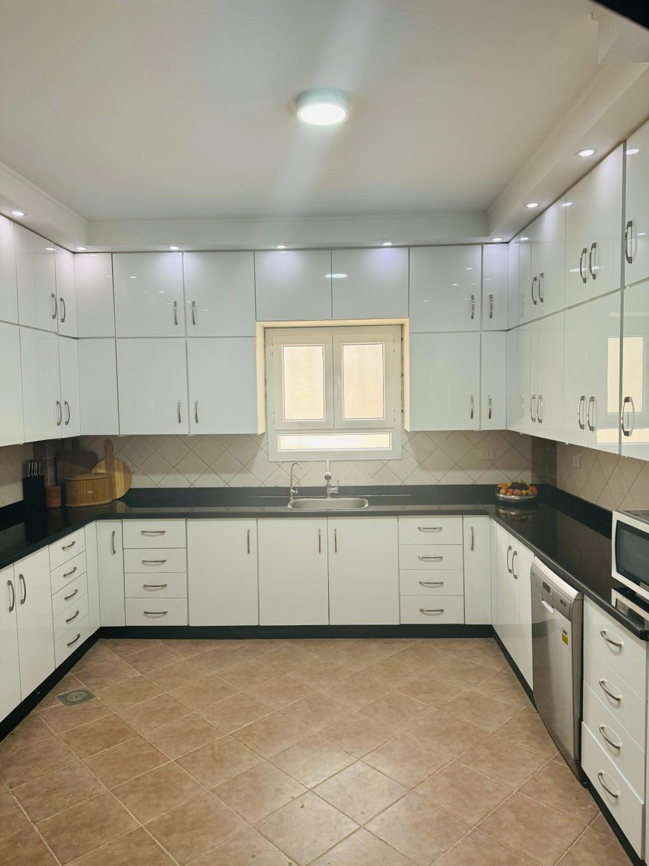 Sunnyside Villa