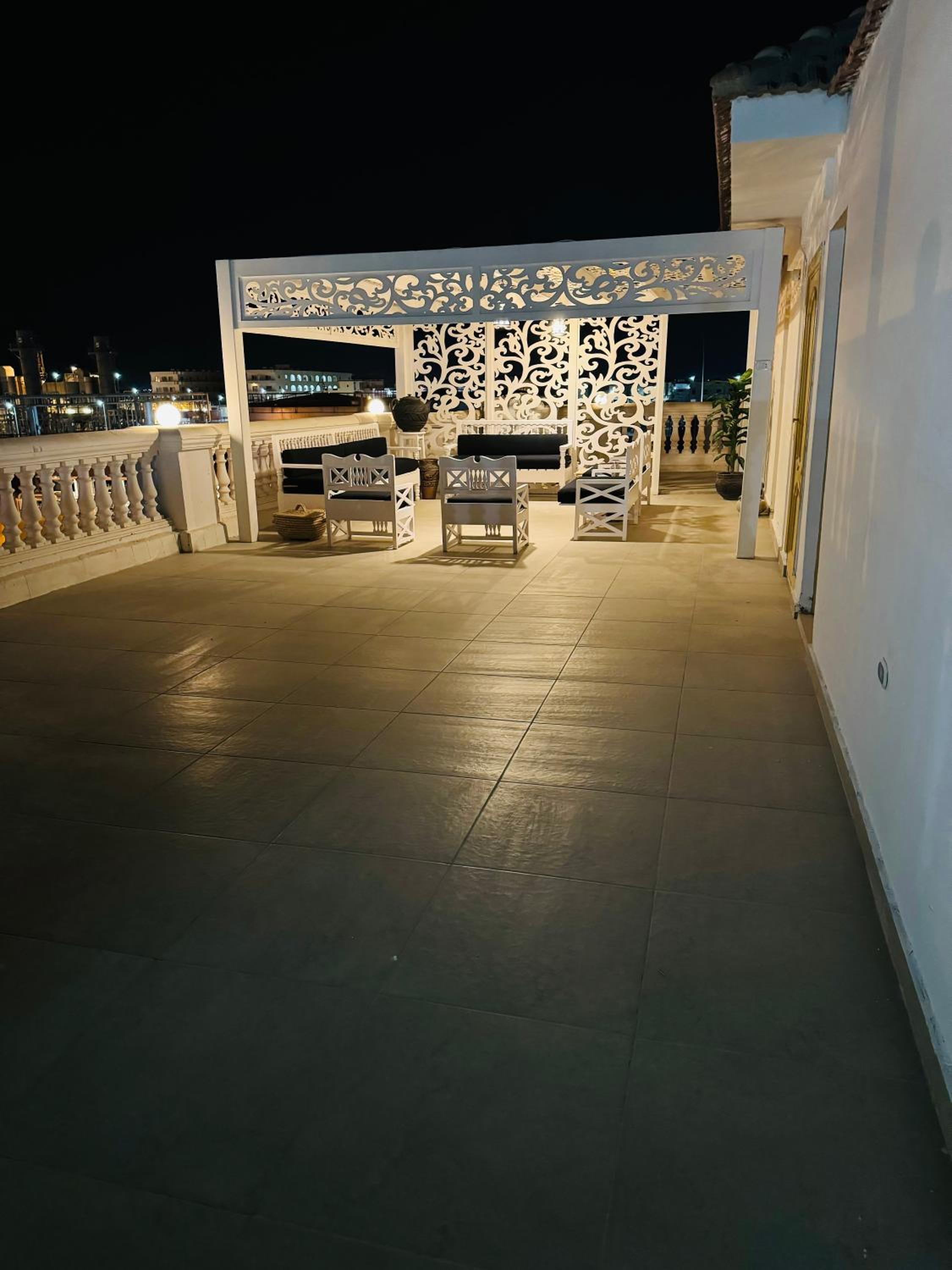 Sunnyside Villa