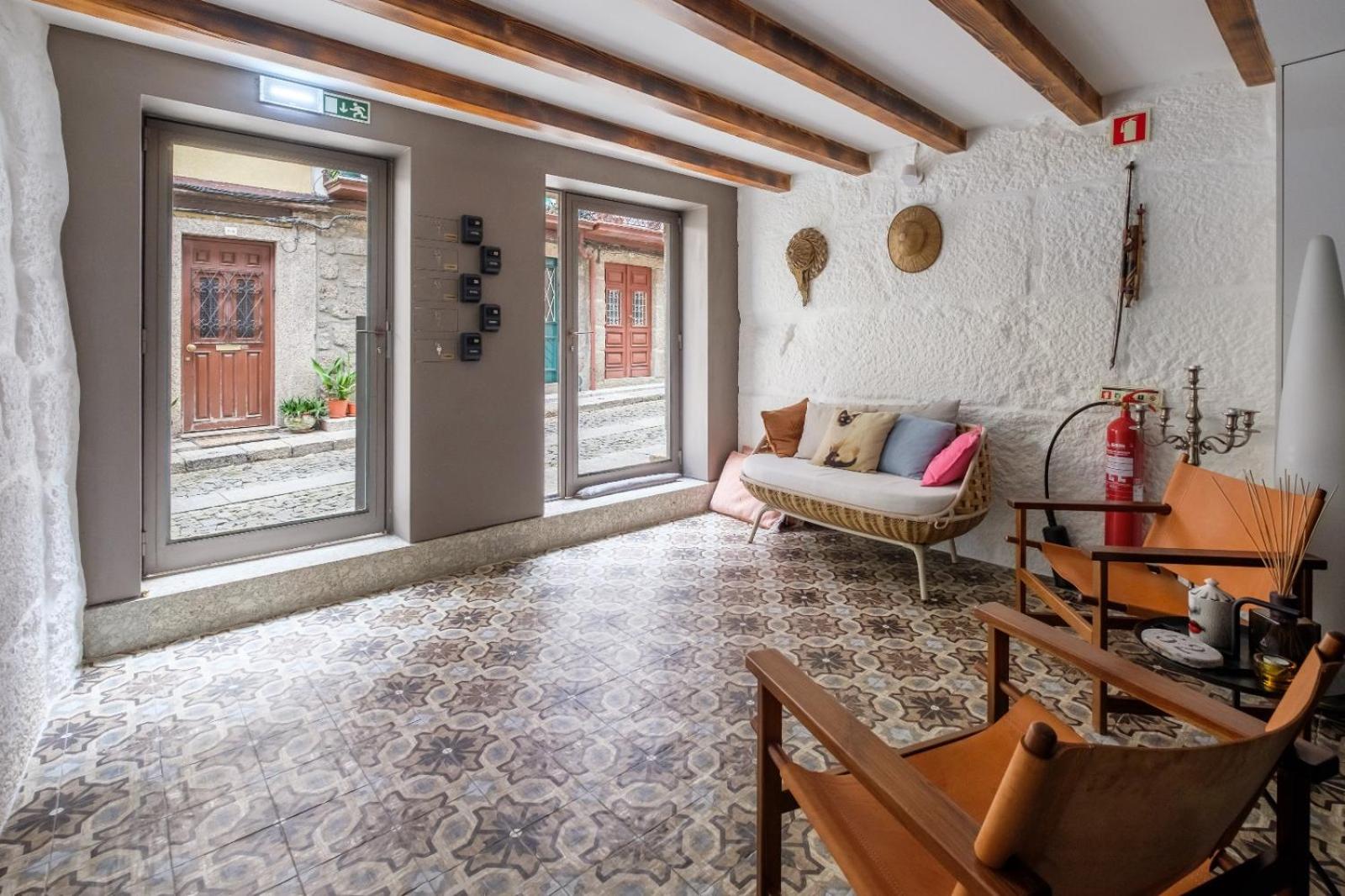 Casa Velhinha - Design, Culture and Comfort in Guimarães view 2