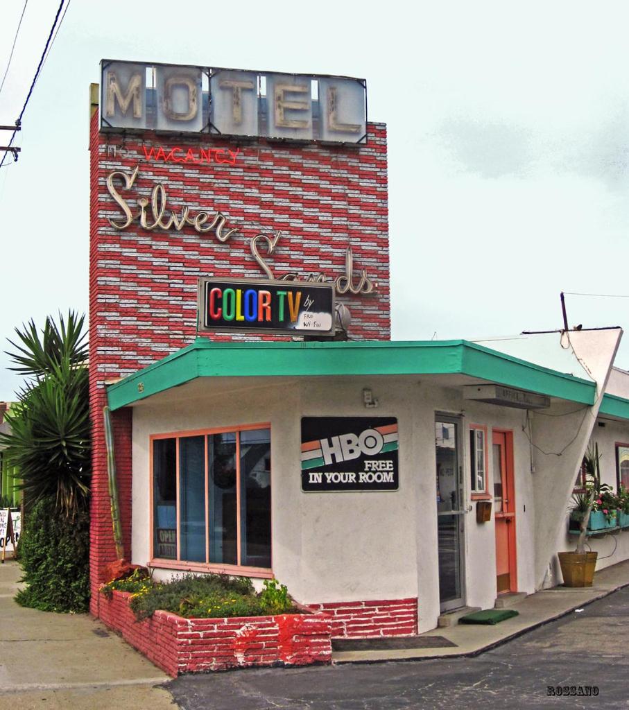 Ventura Vacations - Silver Sands Motel - Property Image 3