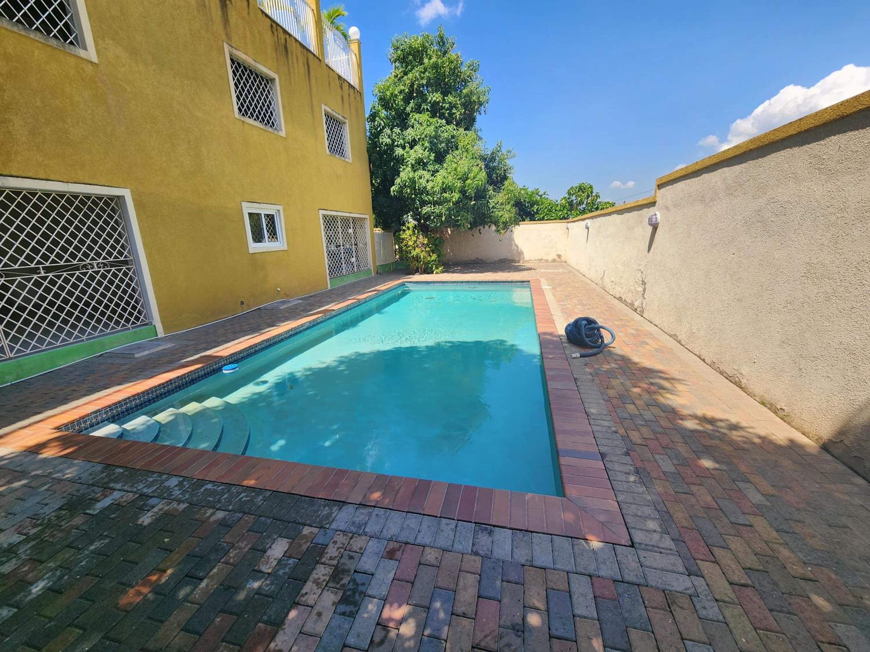 Pearls of Liguanea Oasis view 2