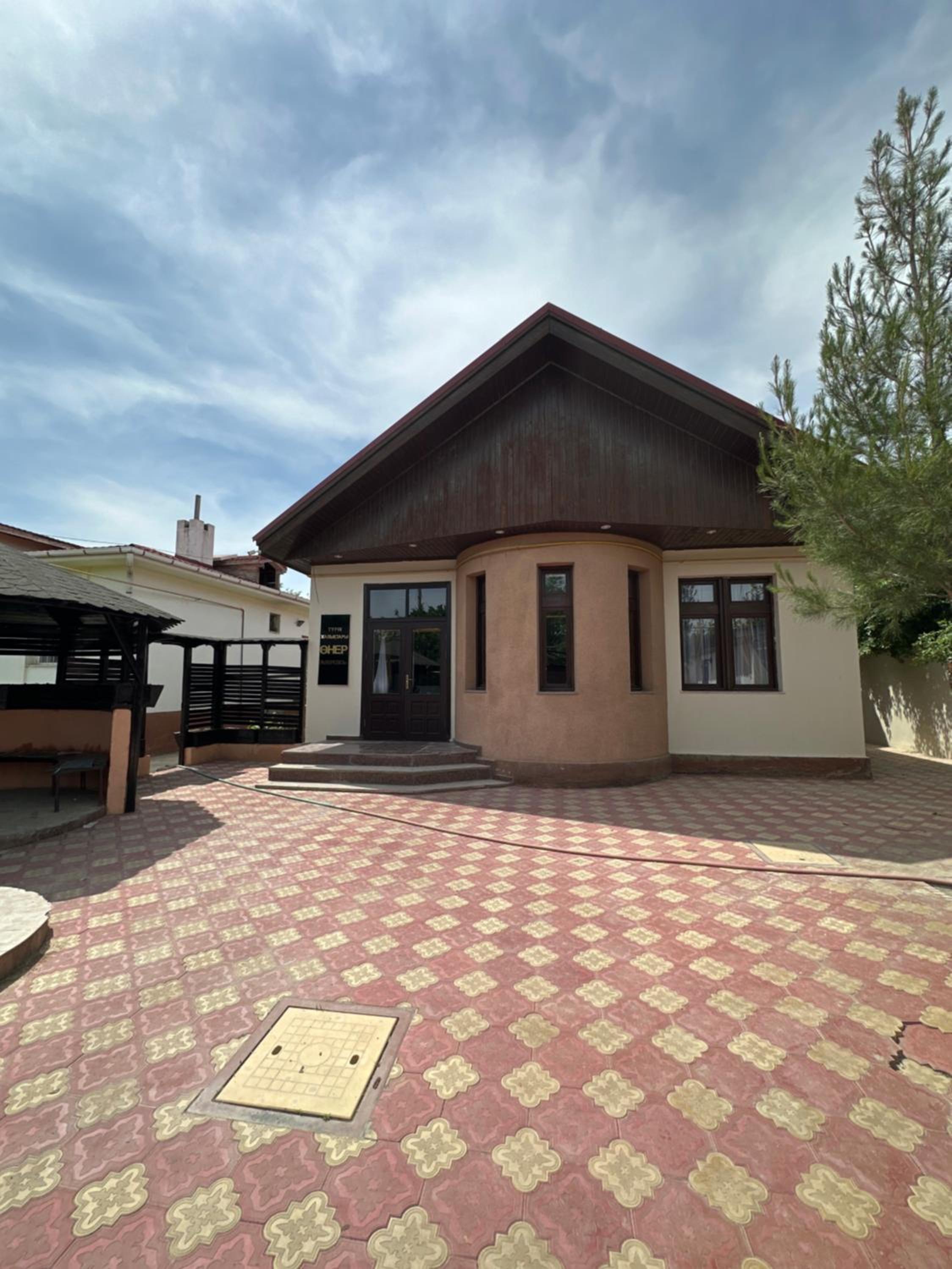 Turkistan Gallery Hostel