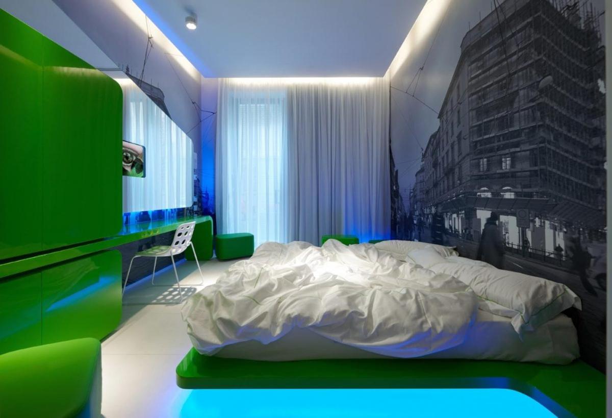 hotel room
