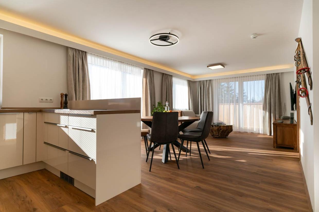 Waldrand Apartments