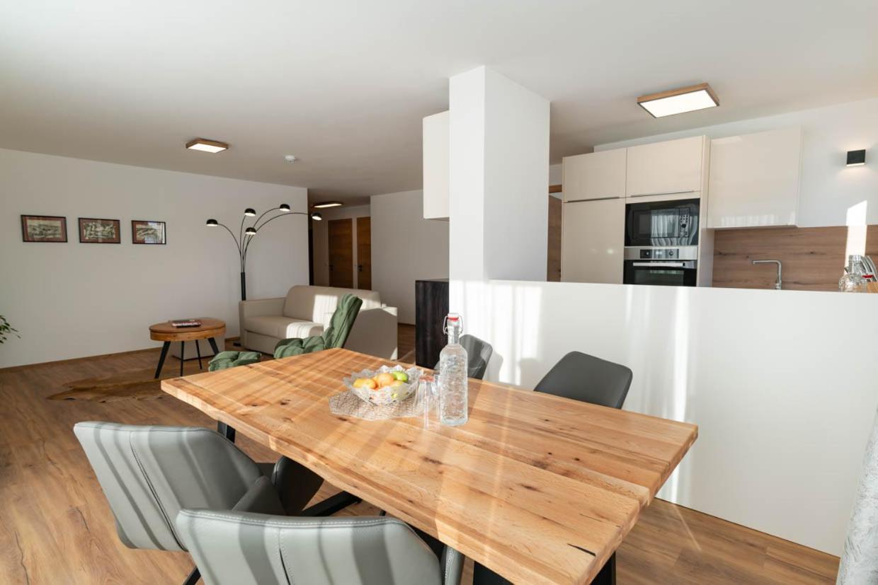 Waldrand Apartments