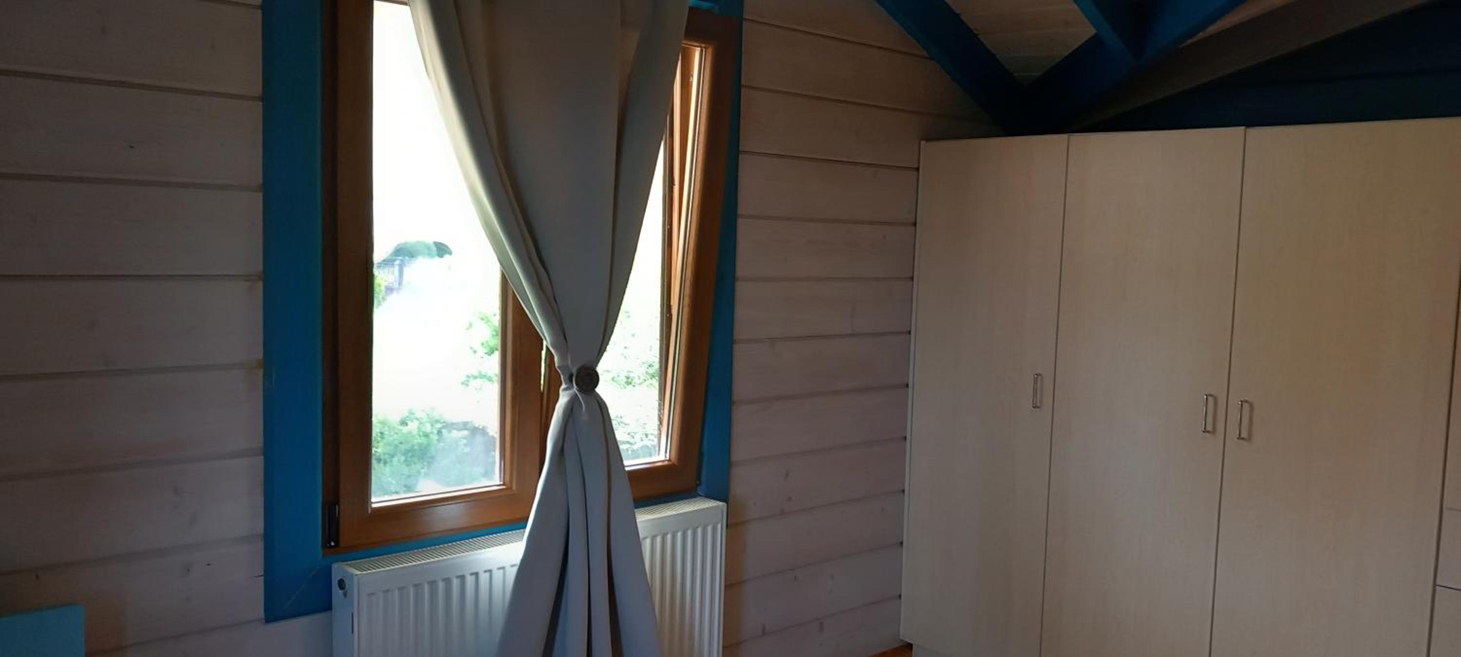 WOODEN HOUSE