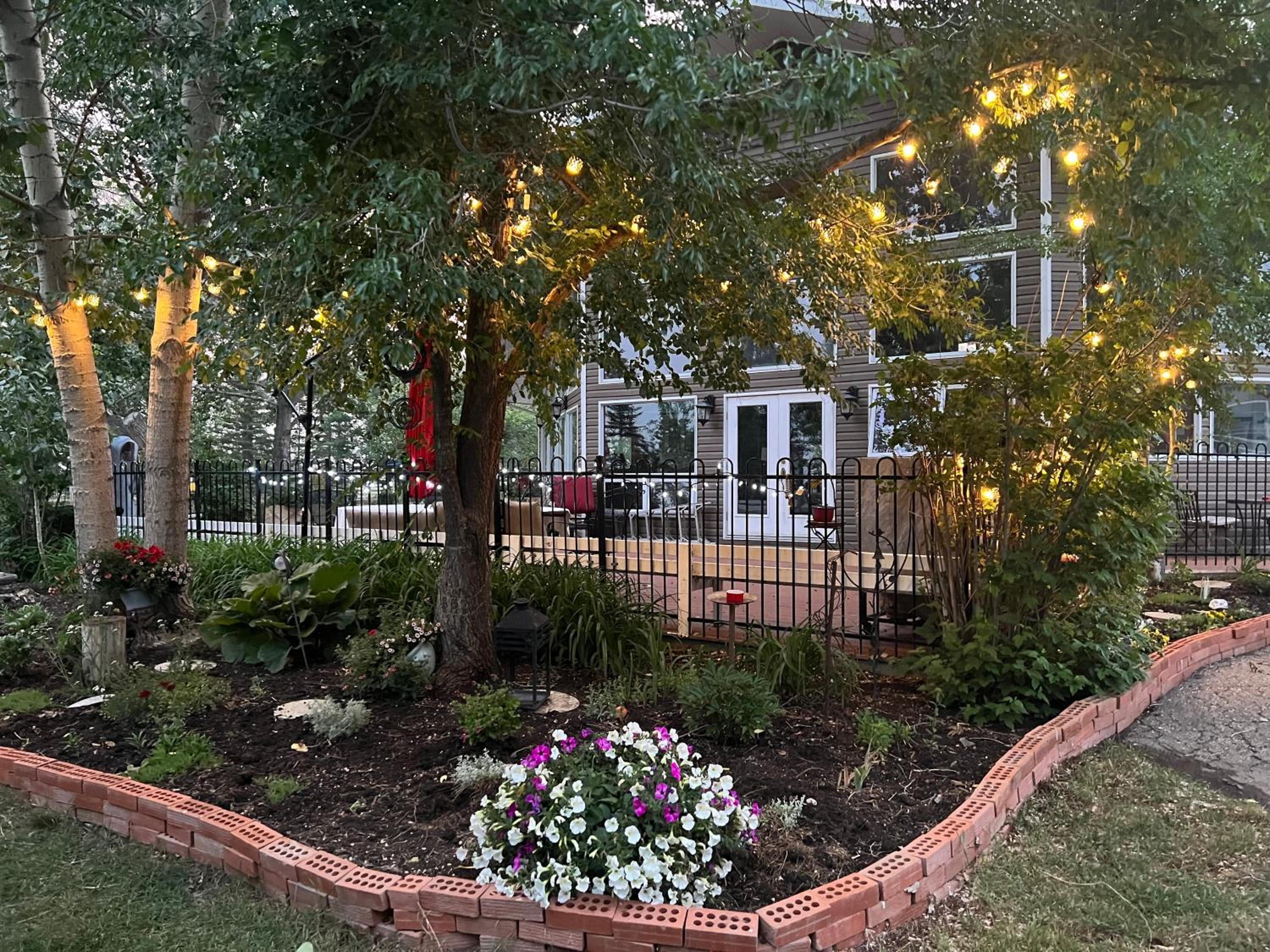 Rolling Hills Country Resort Bed and Breakfast