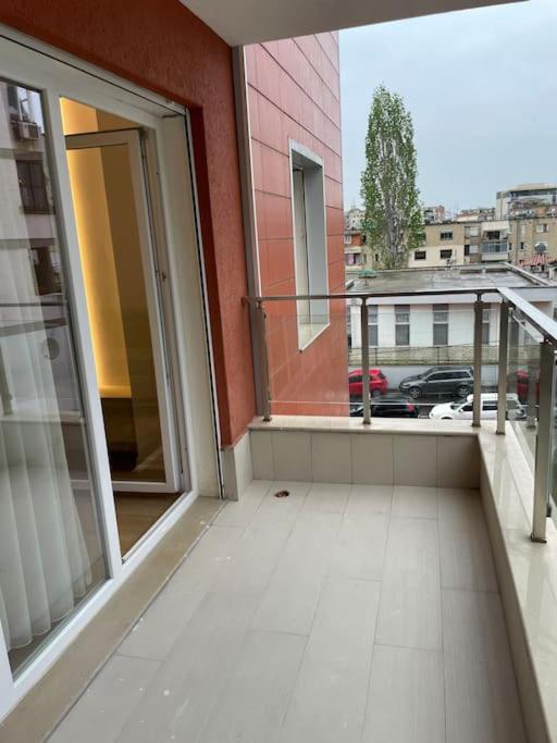 Luxury apartment next to US embassy