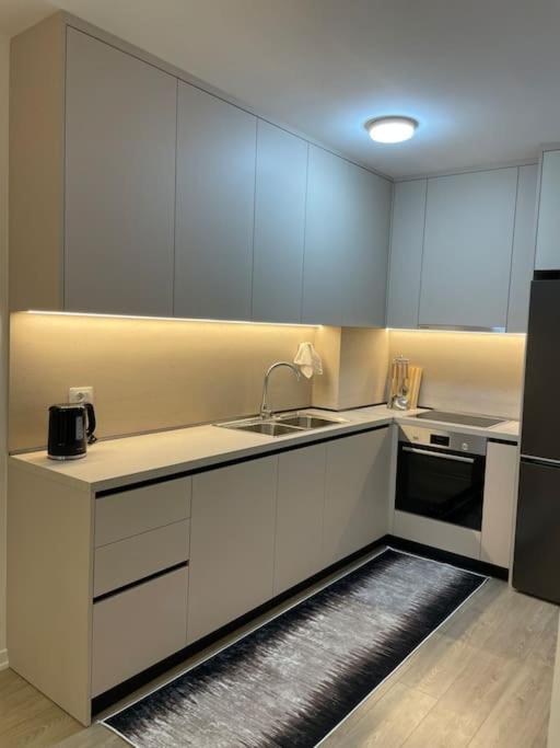 Luxury apartment next to US embassy