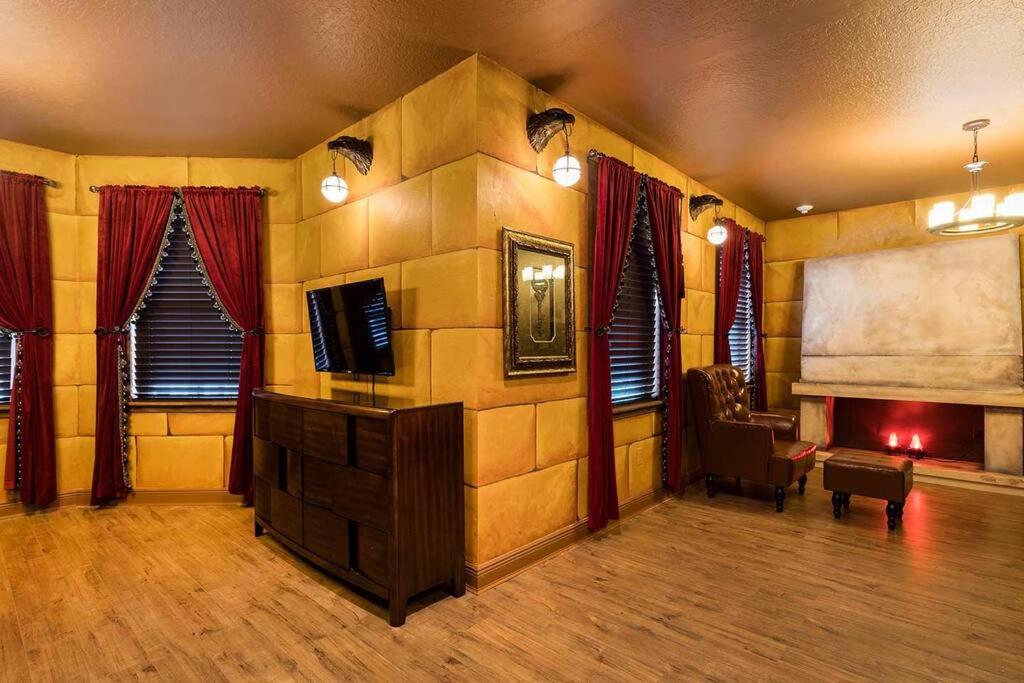 Magical 10 Bedroom Harry Potter Mansion Sleeps 30