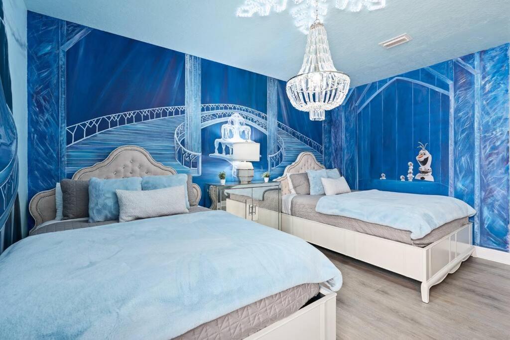 Magical 10 Bedroom Harry Potter Mansion Sleeps 30