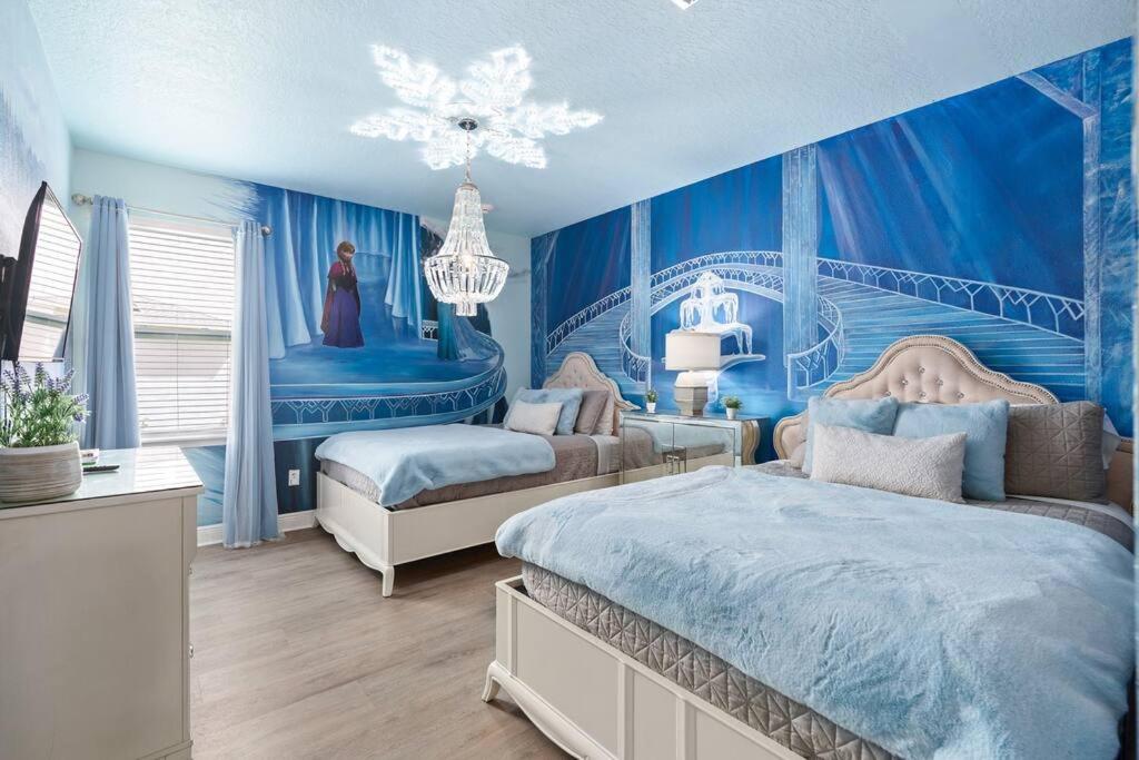 Magical 10 Bedroom Harry Potter Mansion Sleeps 30