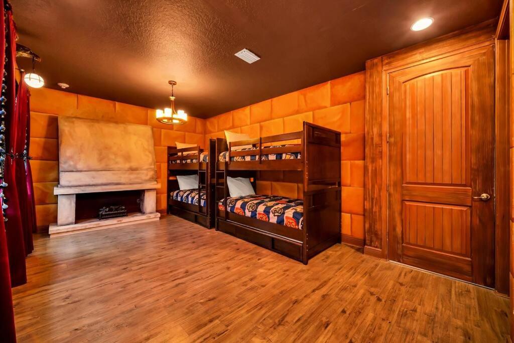 Magical 10 Bedroom Harry Potter Mansion Sleeps 30