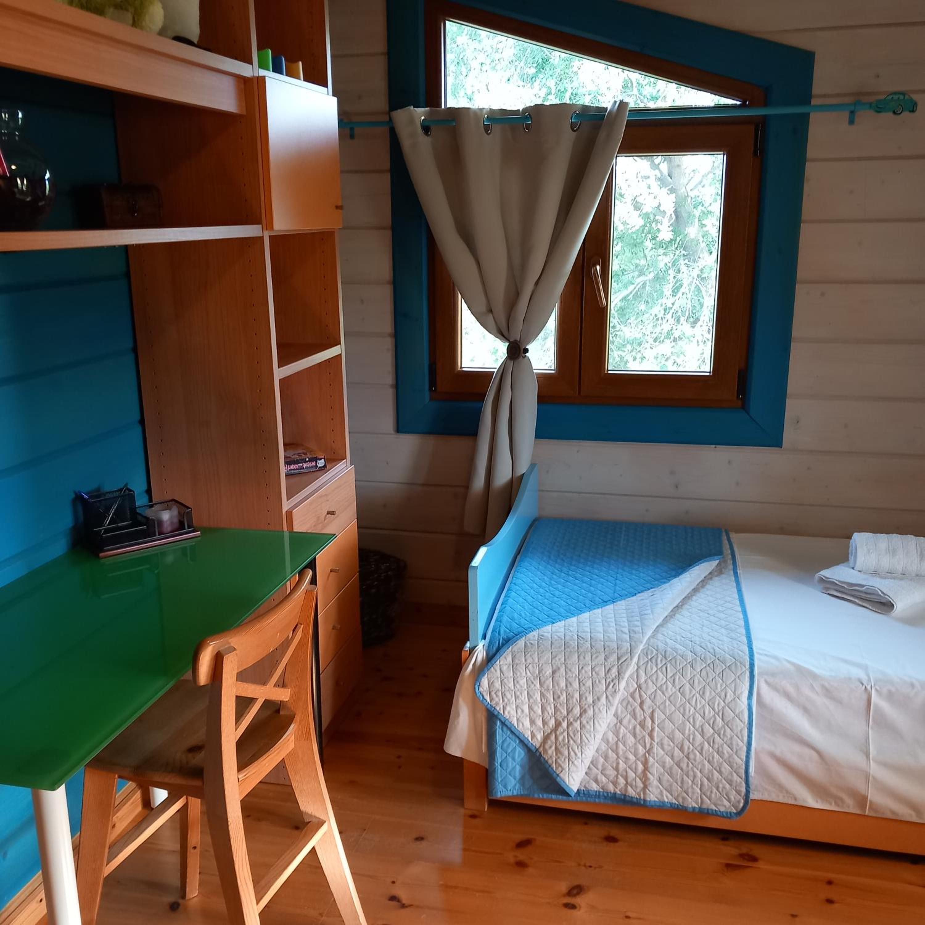 WOODEN HOUSE