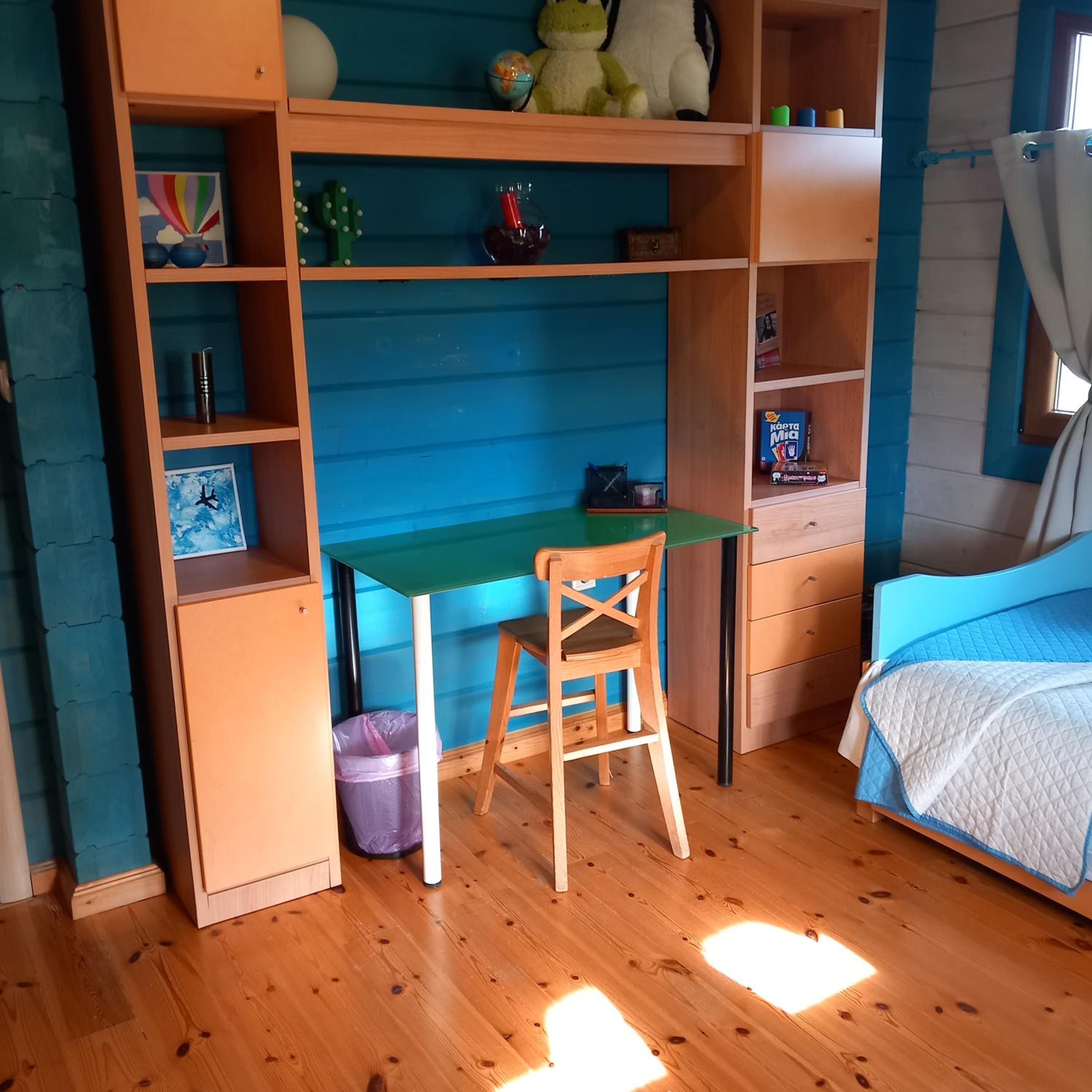 WOODEN HOUSE