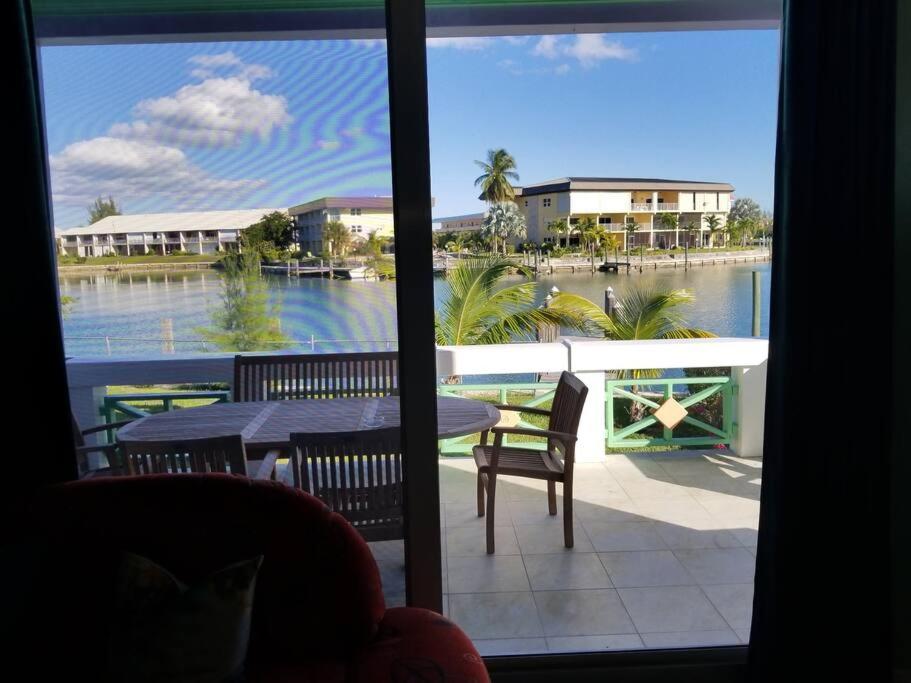 Beautiful 3 Bed 3 & a half Bath Home with Pool & Dock Slip