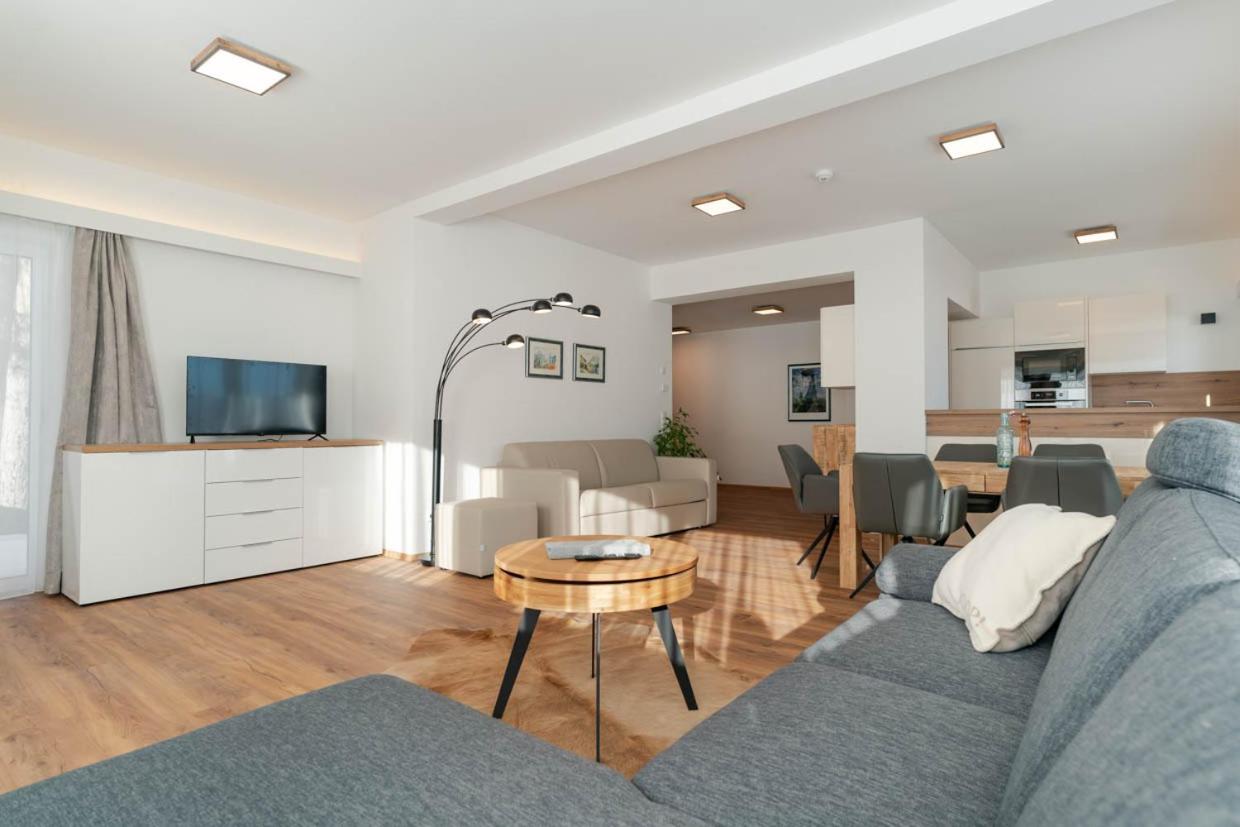 Waldrand Apartments