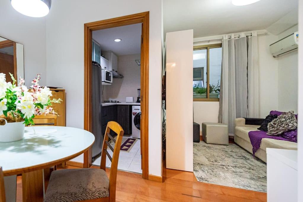 Elegant apt Ipanema by the Beach