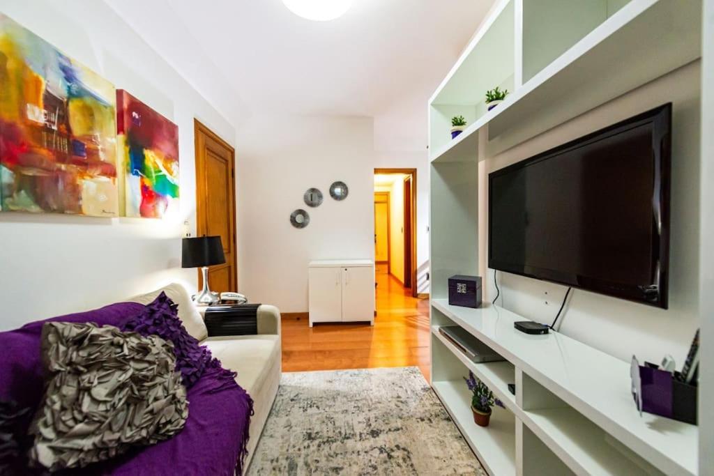 Elegant apt Ipanema by the Beach