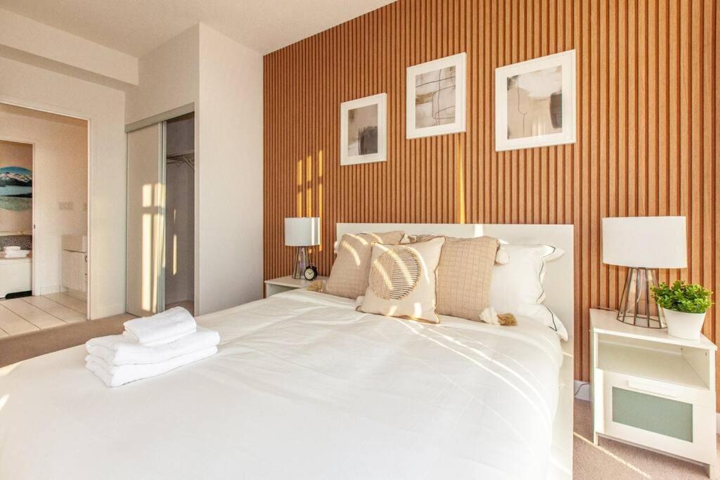 Stunning Condo DT Toronto