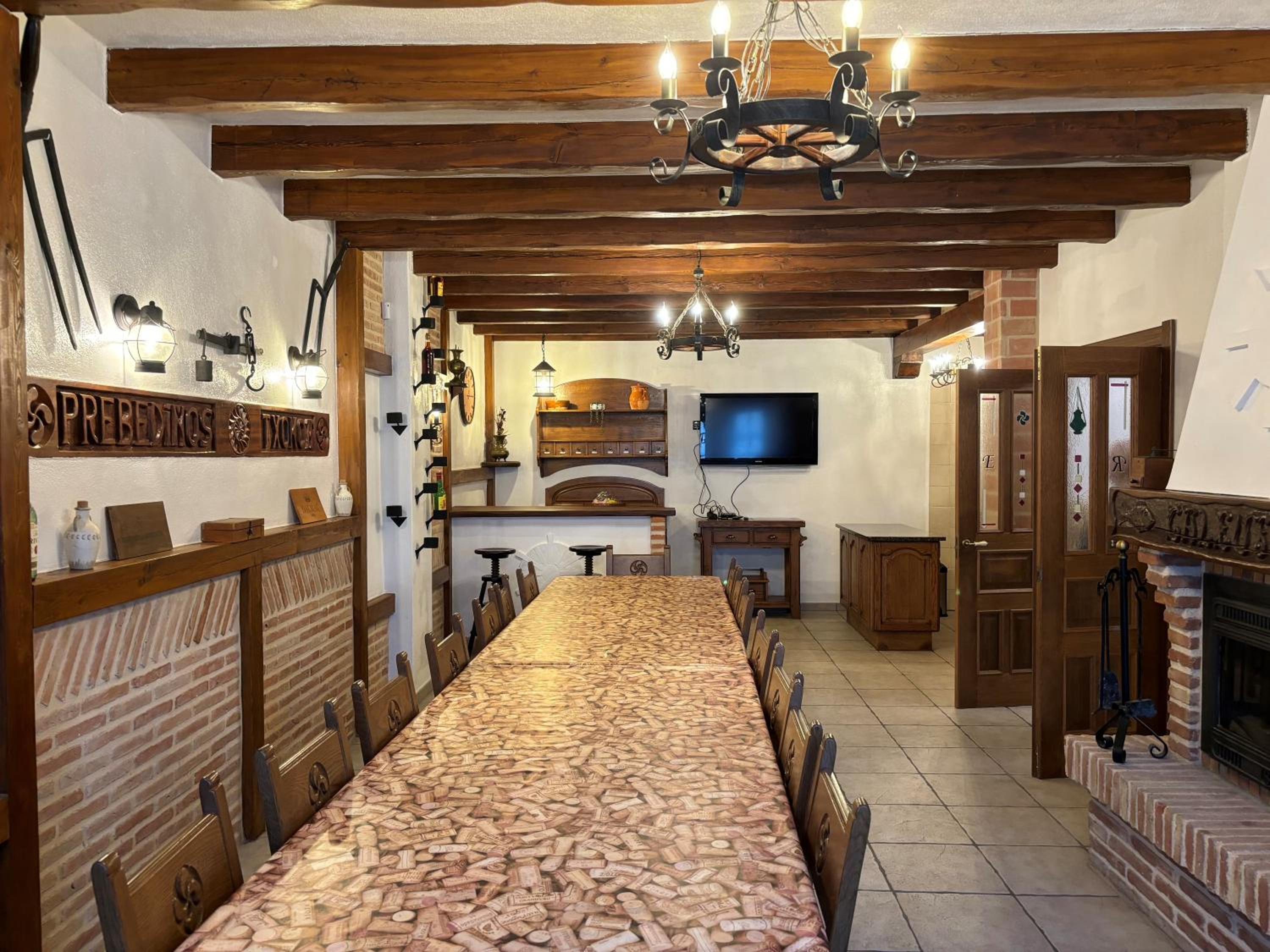 Vivienda turistica jardín con encanto y piscina