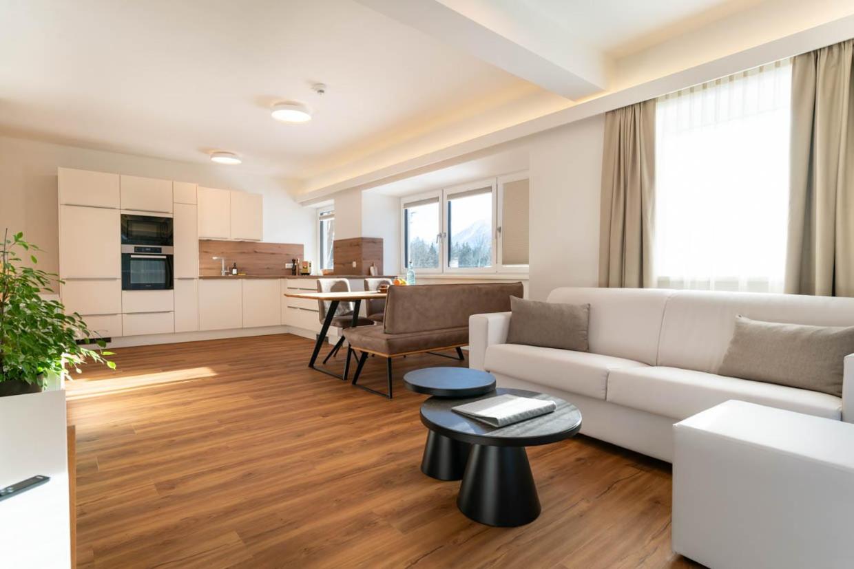 Waldrand Apartments