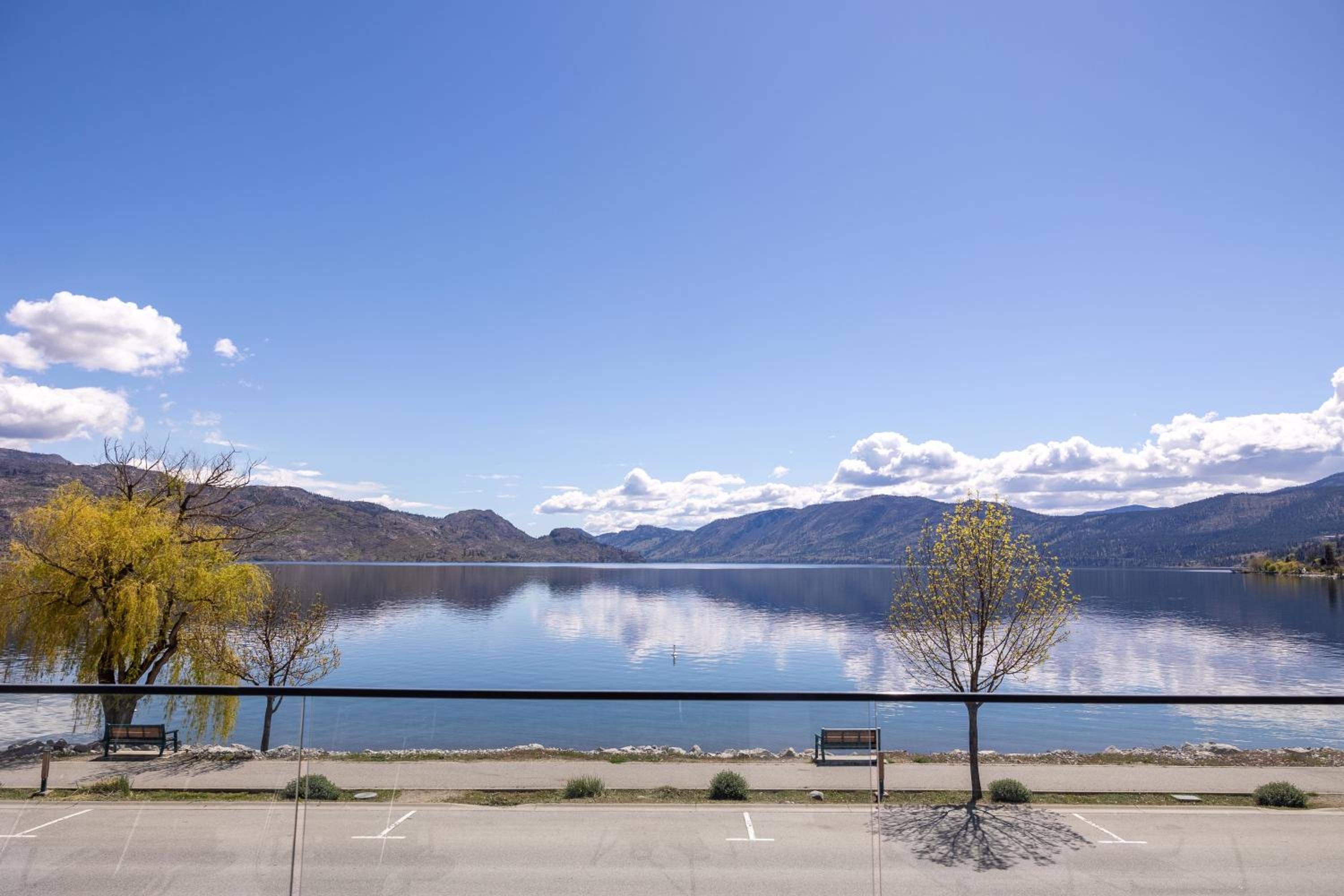 Premium Deluxe PeachView Suites 3BR