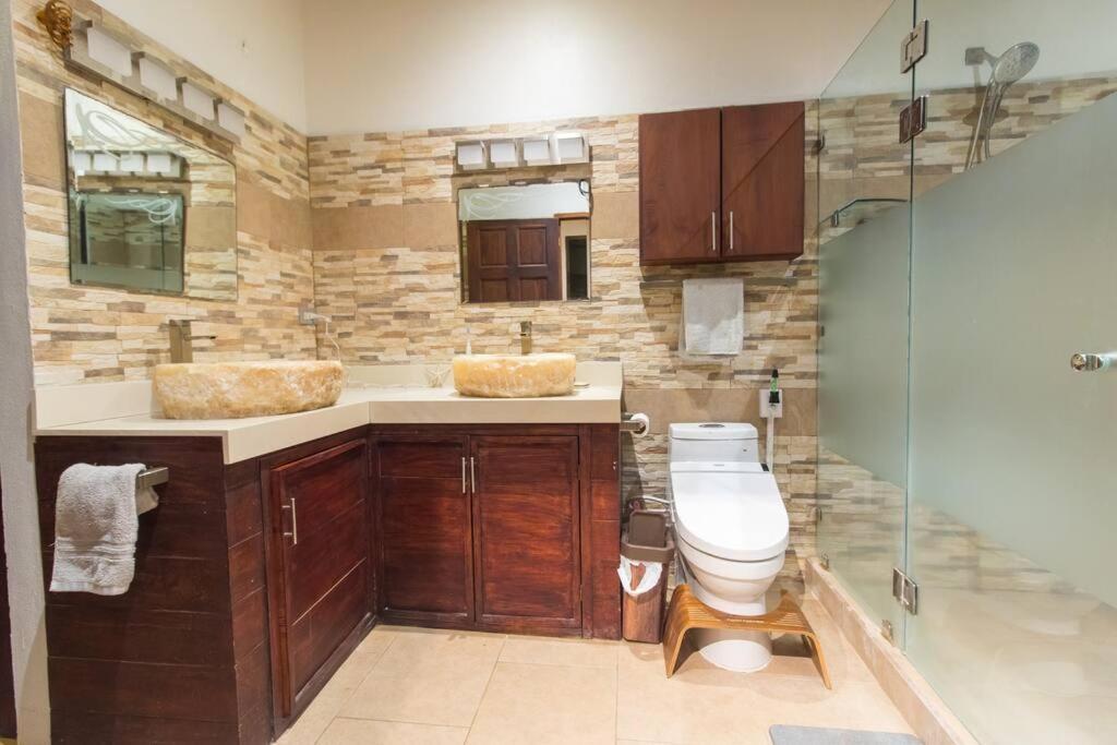 Ocean and Jungle views! AC, Wi-Fi, kitchen
