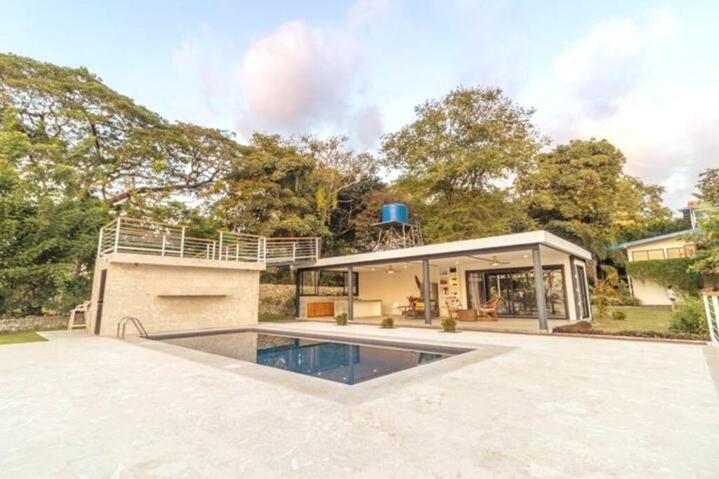 Ocean and Jungle views! AC, Wi-Fi, kitchen