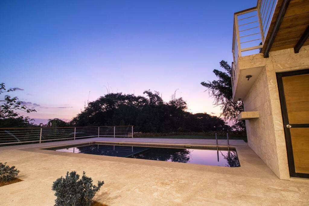 Ocean and Jungle views! AC, Wi-Fi, kitchen