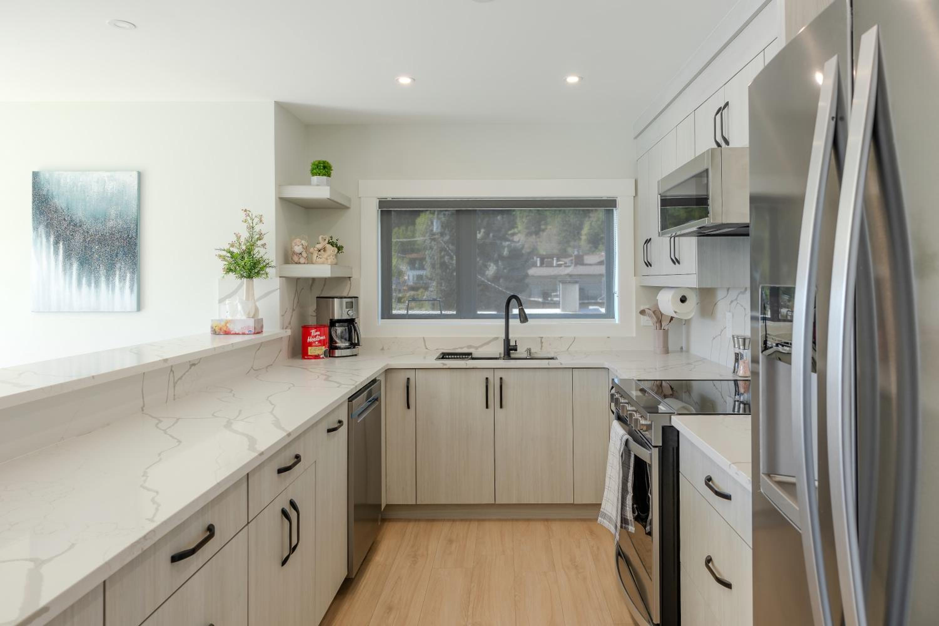 Premium Deluxe PeachView Suites 3BR