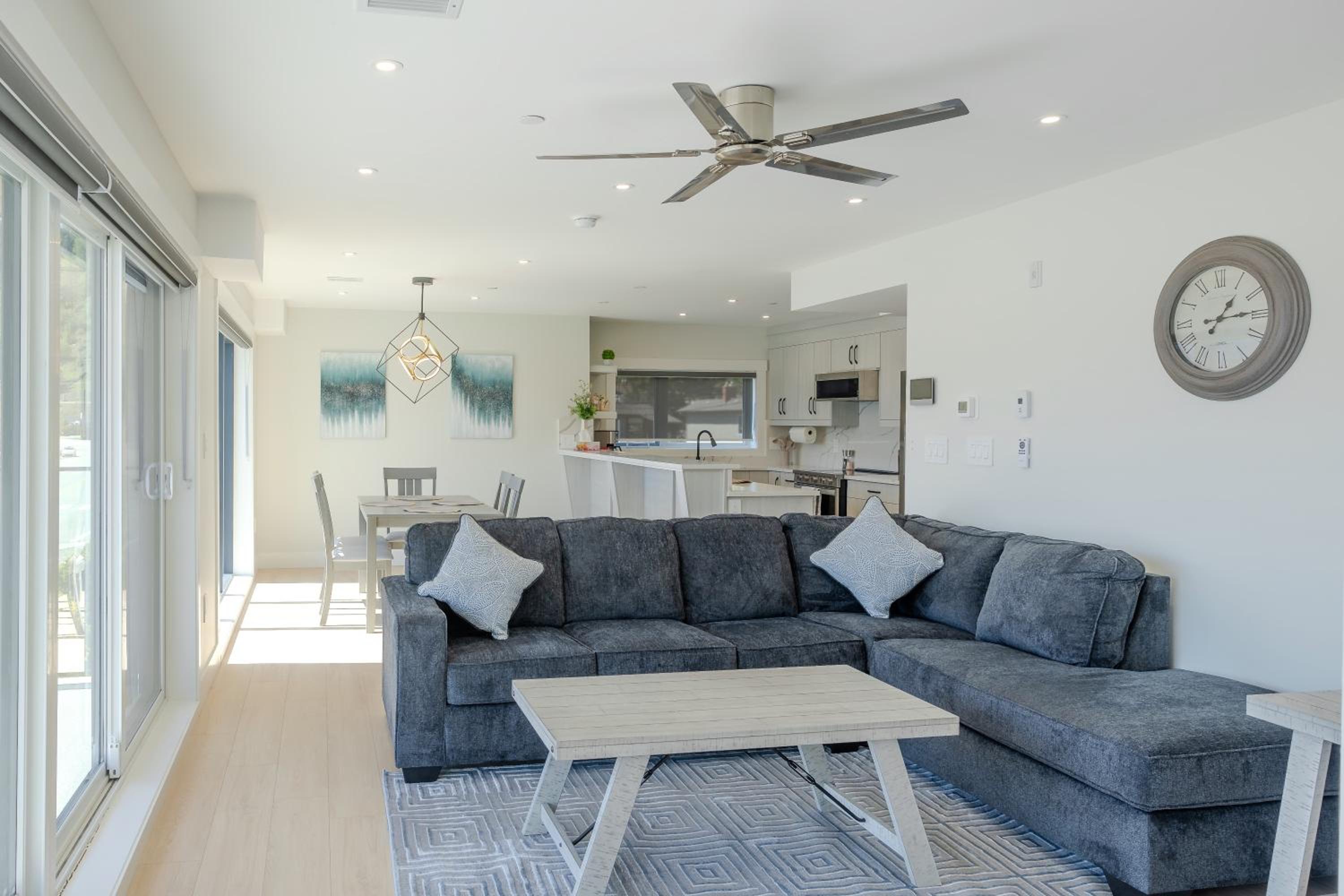 Premium Deluxe PeachView Suites 3BR