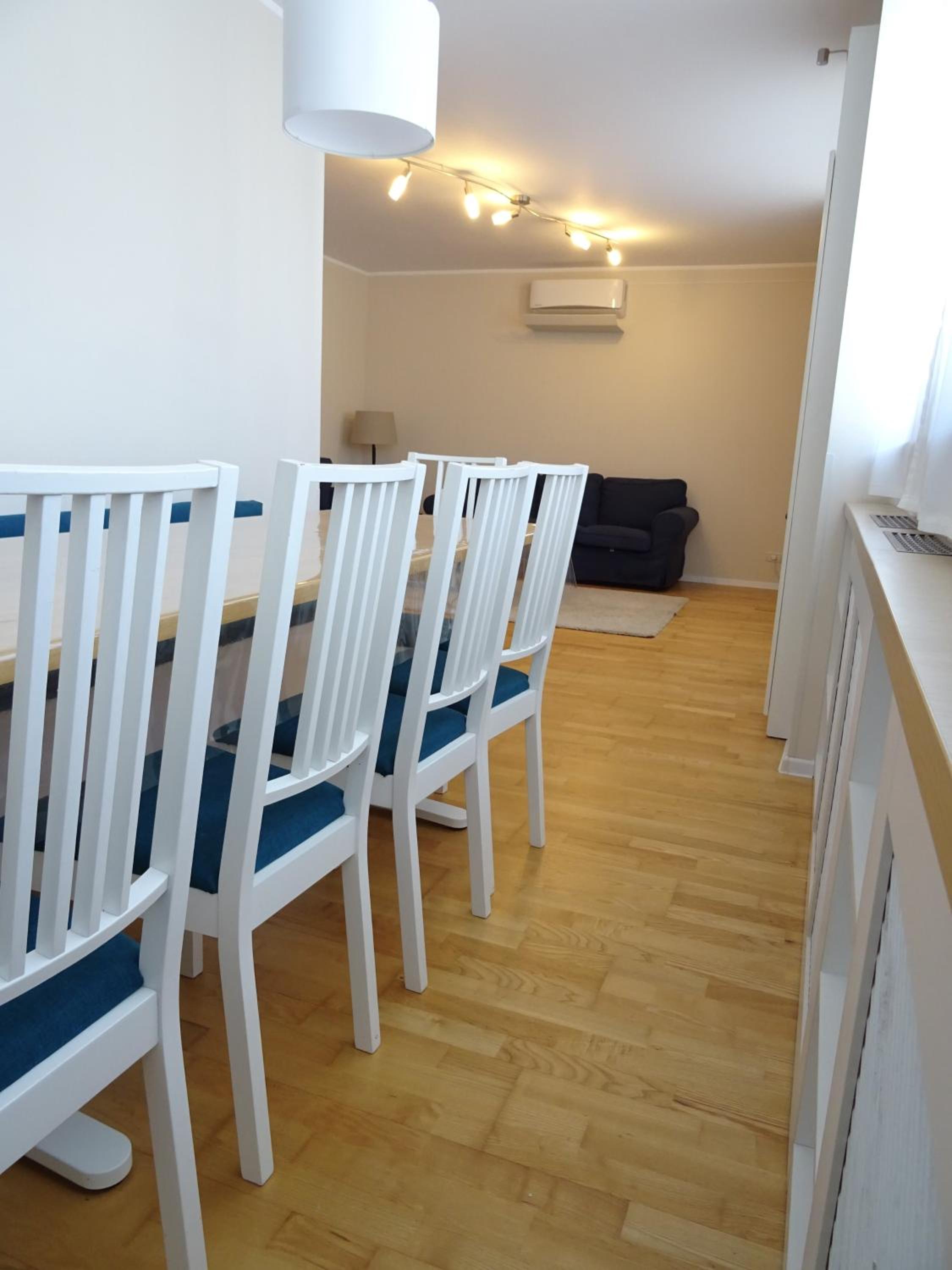 Smart Apartament Premium Tei - 110 mp, 4 Camere, Jacuzzi & Living Generos, Cameră Copii, Piatra Neamț