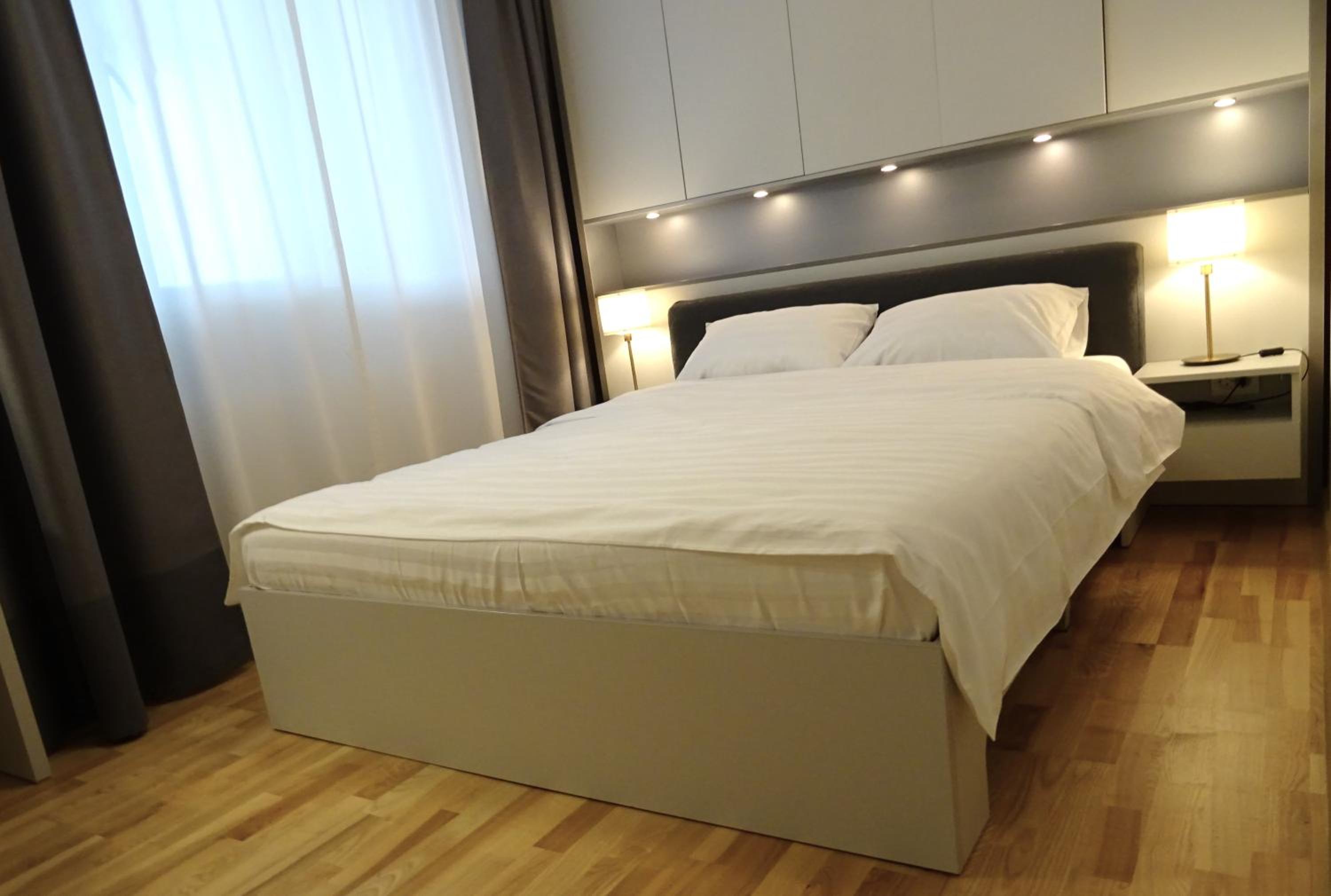 Smart Apartament Premium Tei - 110 mp, 4 Camere, Jacuzzi & Living Generos, Cameră Copii, Piatra Neamț