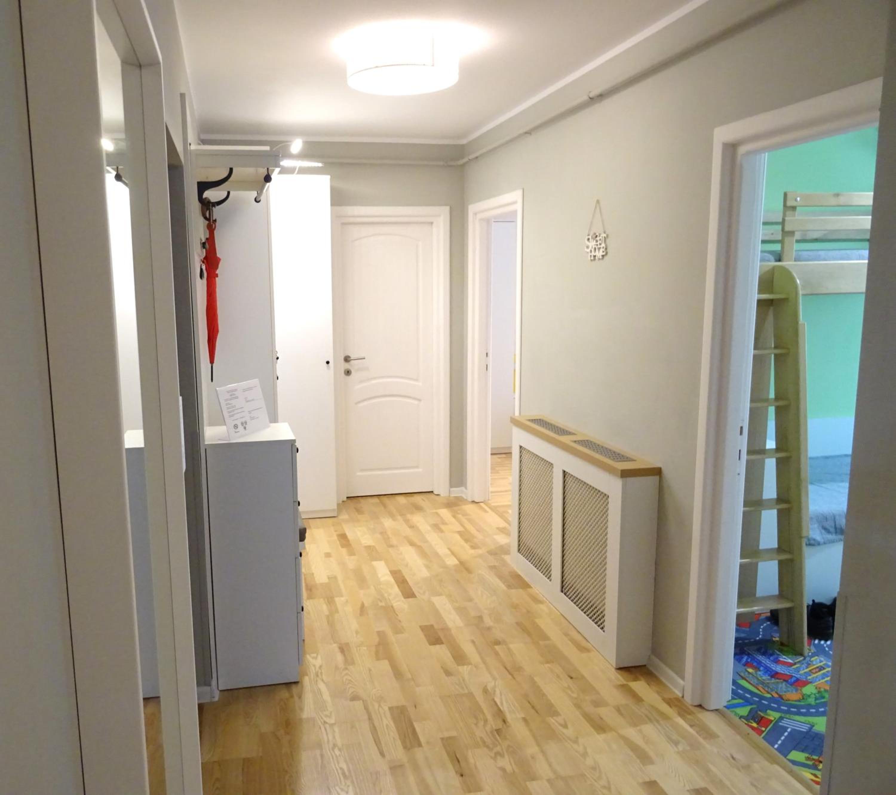 Smart Apartament Premium Tei - 110 mp, 4 Camere, Jacuzzi & Living Generos, Cameră Copii, Piatra Neamț