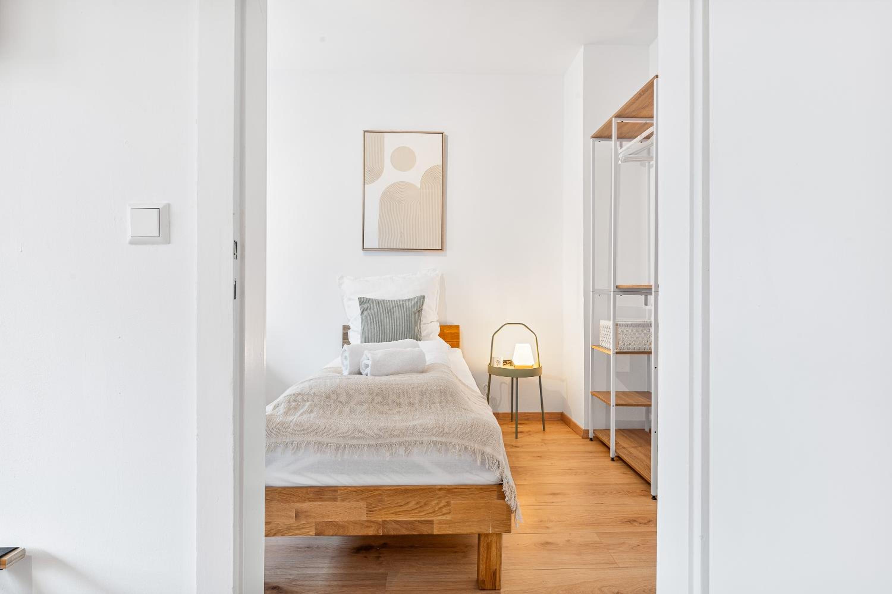Zentrale Lage, zwei Schlafzimmer, Waschmaschine
