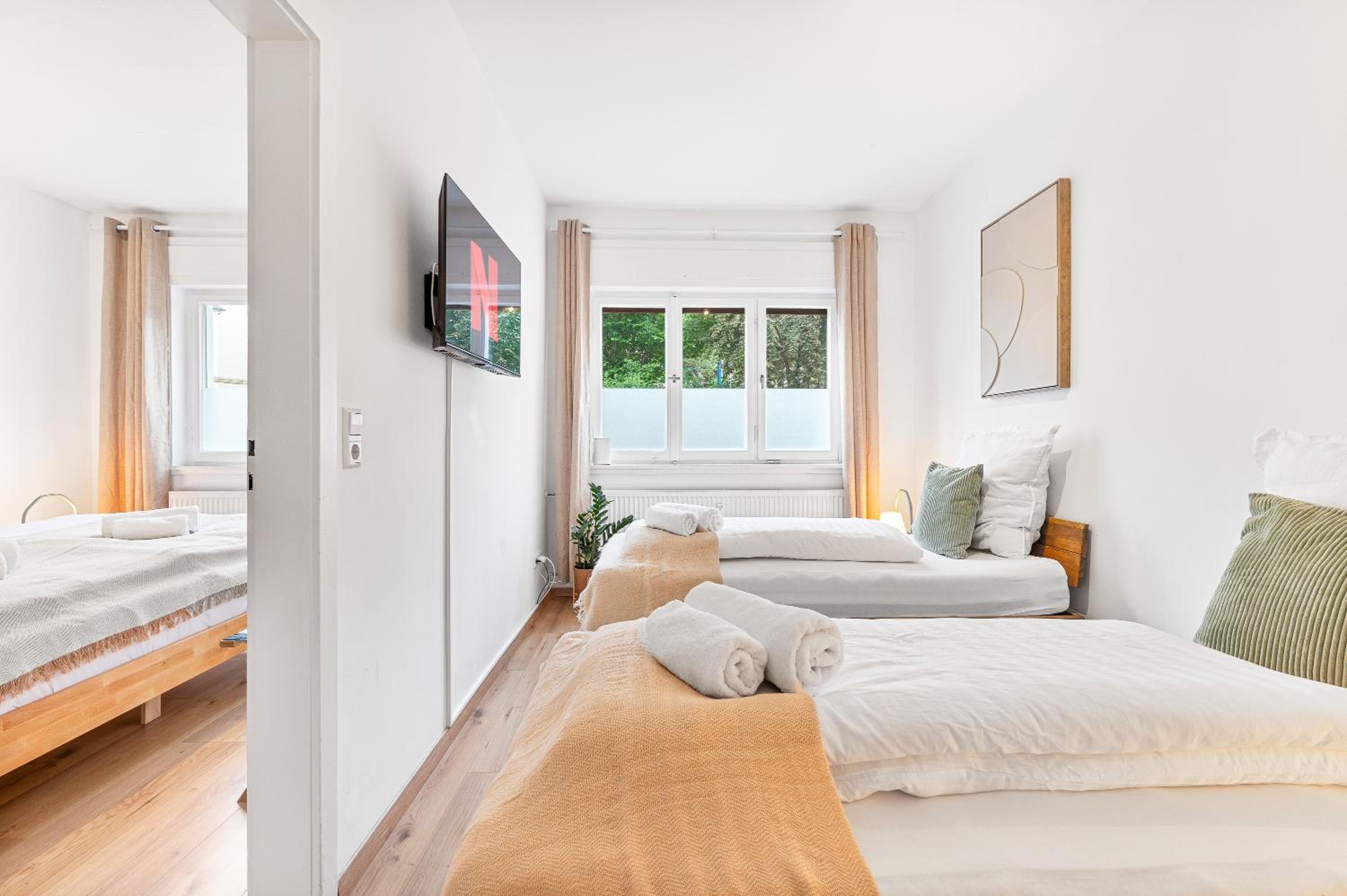 Zentrale Lage, zwei Schlafzimmer, Waschmaschine